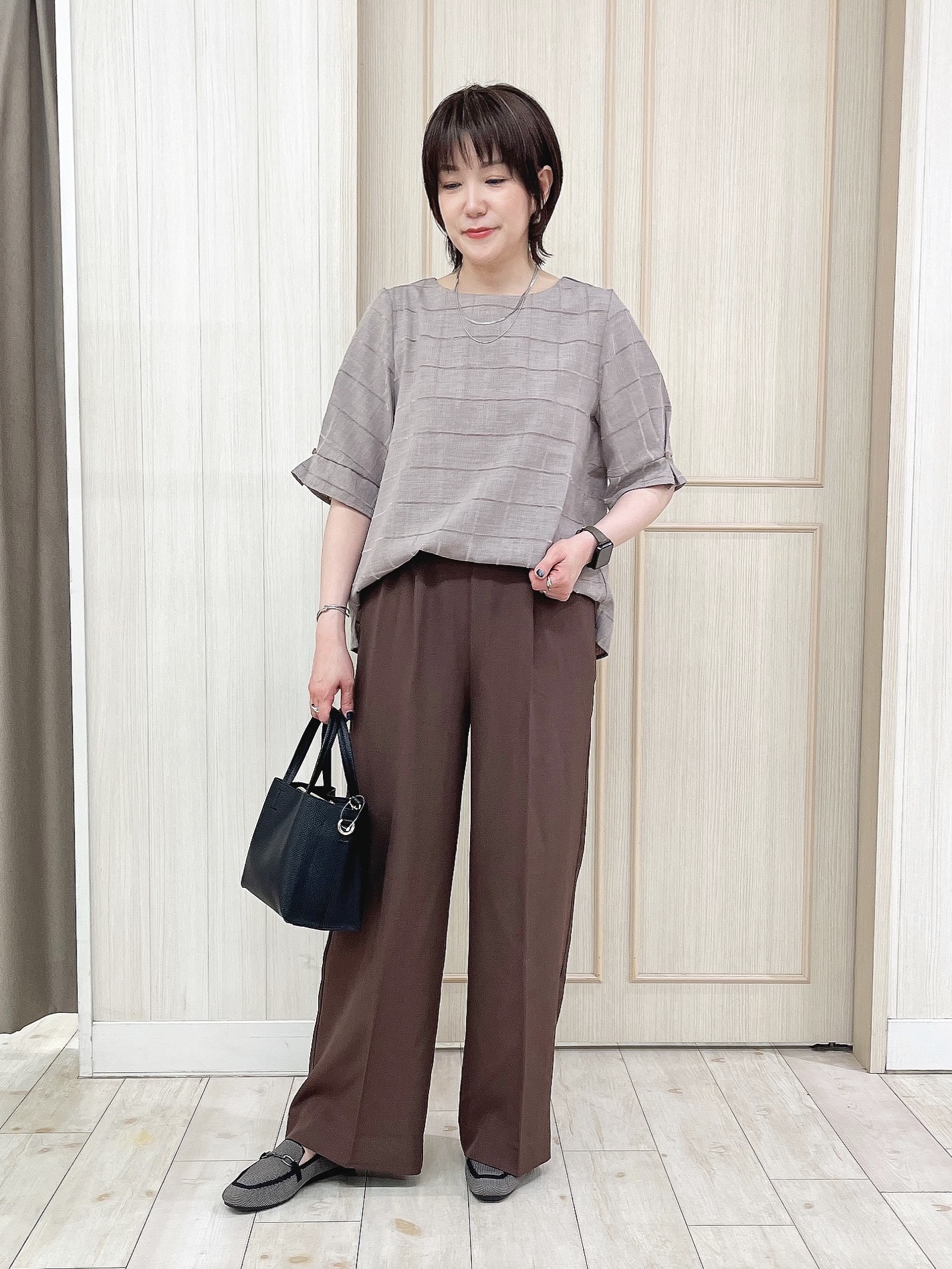 kaneさんの「SHOO･LA･RUE｜【セットアップ可/S-LL】1枚で秋気分 モールチェックタックスリーブ ブラウス」を使ったコーディネート