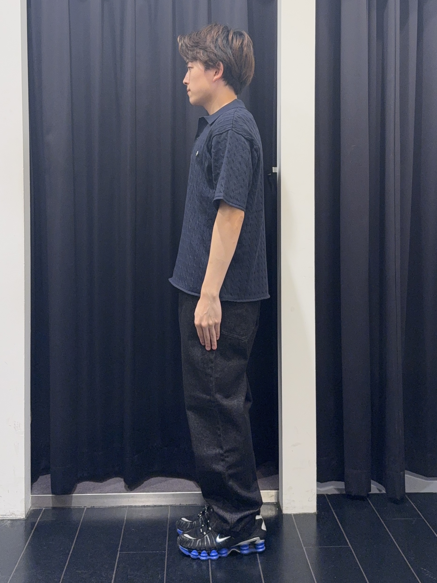 カシマさんの「THE SHOP TK｜POLO BCS/ケーブルニットポロ」を使ったコーディネート