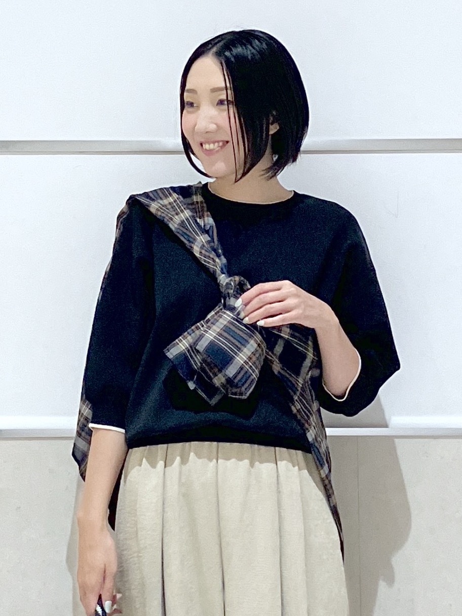 eriko さんの「Dessin｜【高レビュー/UVカット/洗濯機OK】6分袖配色ニット」を使ったコーディネート