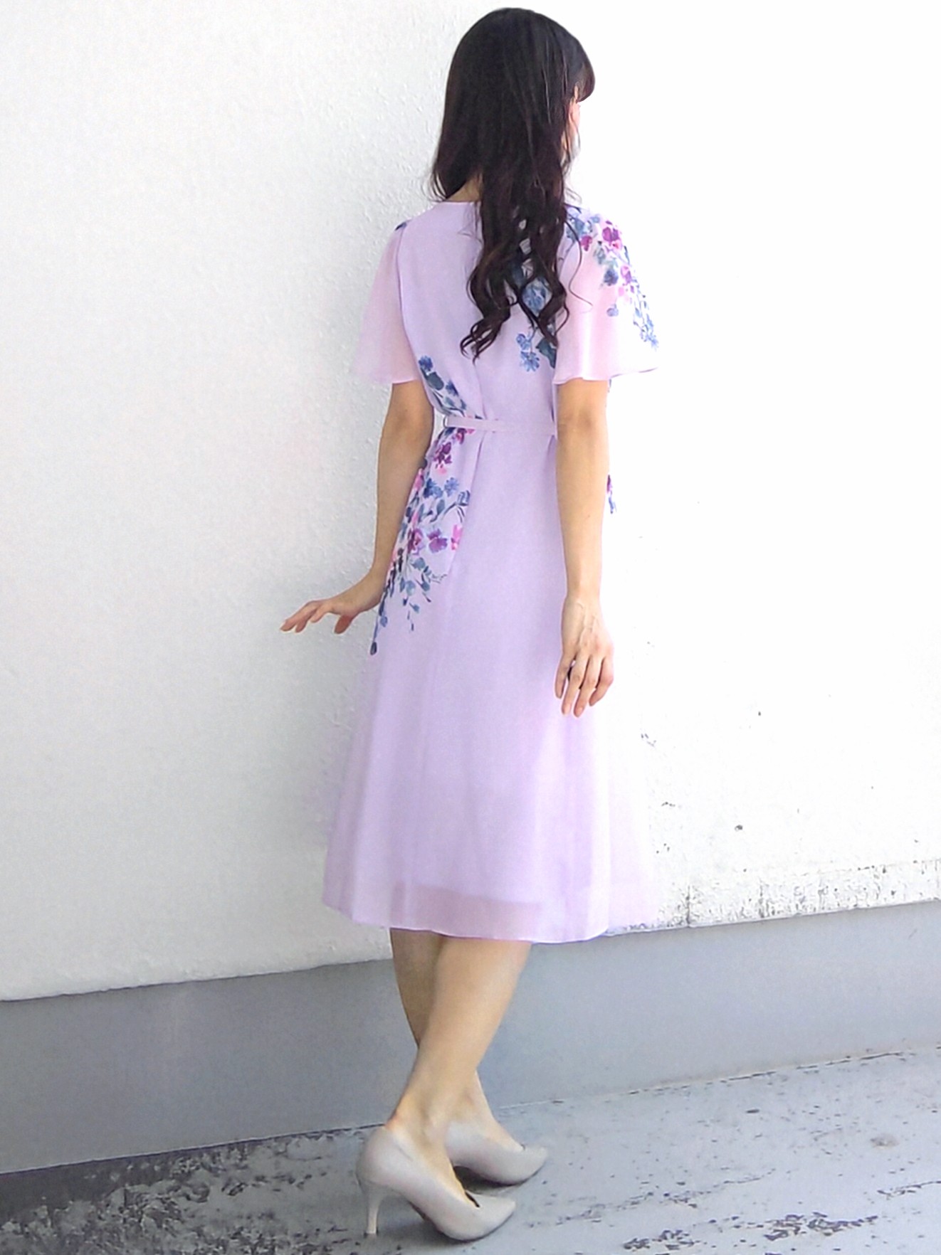 keinaさんの「SunaUna｜【手洗い可／日本製】多色花柄プリントワンピース」を使ったコーディネート