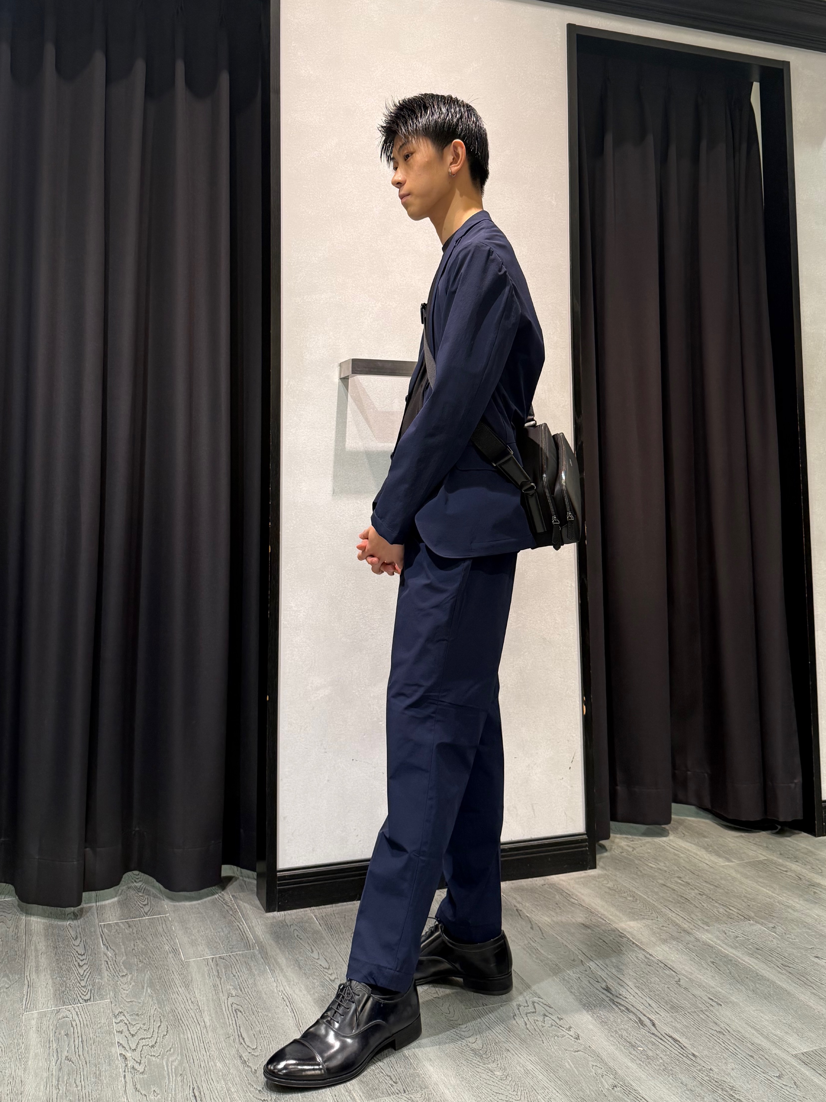 uekuboさんの「TAKEO KIKUCHI｜3Dナイロンストレッチ ジャケット」を使ったコーディネート