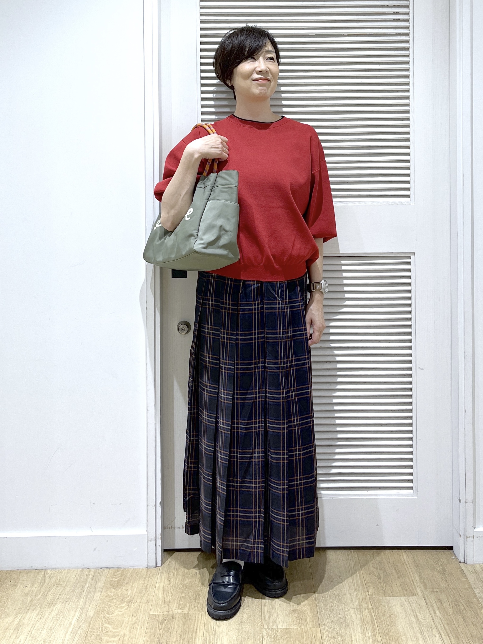 Miyazakiさんの「Dessin｜【高レビュー/UVカット/洗濯機OK】6分袖配色ニット」を使ったコーディネート