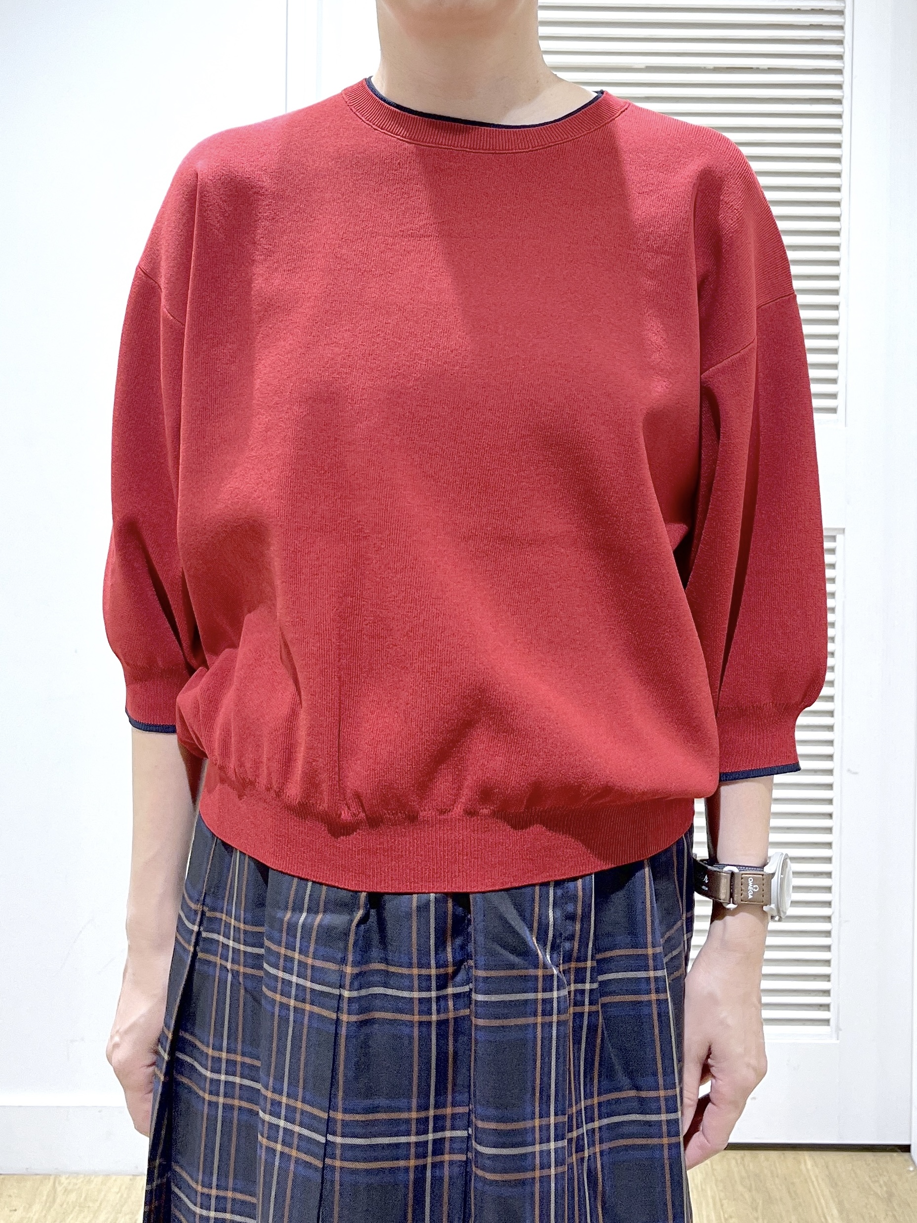 Miyazakiさんの「Dessin｜【高レビュー/UVカット/洗濯機OK】6分袖配色ニット」を使ったコーディネート