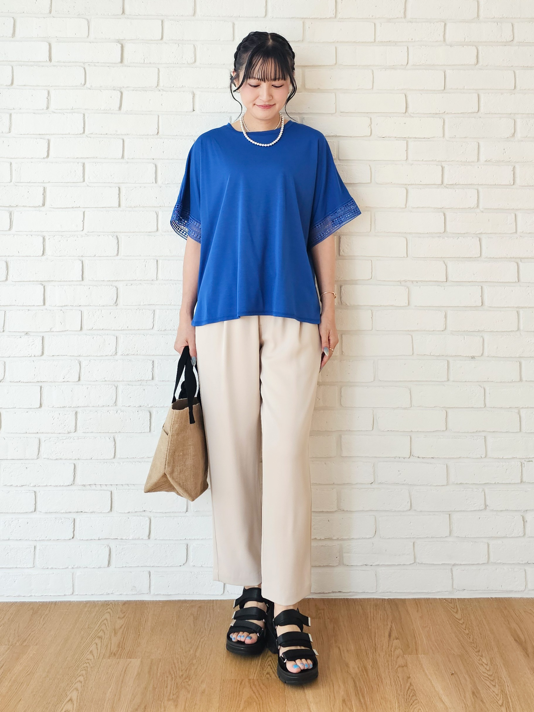 ゆゆさんの「SHOO･LA･RUE｜【UV/洗濯機可/体型カバー】ヒップ周りが隠せる お袖レースTシャツ」を使ったコーディネート