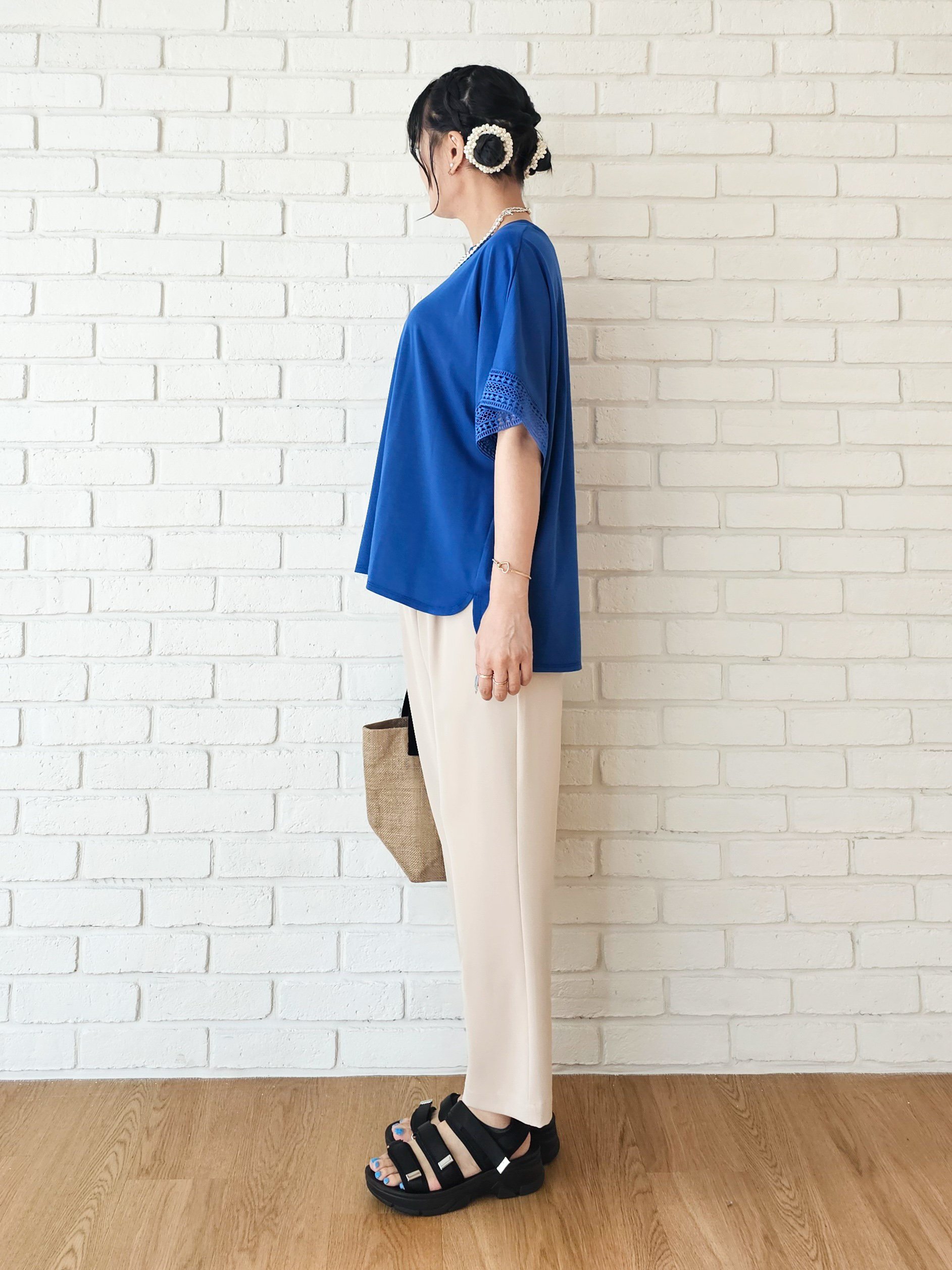 ゆゆさんの「SHOO･LA･RUE｜【UV/洗濯機可/体型カバー】ヒップ周りが隠せる お袖レースTシャツ」を使ったコーディネート