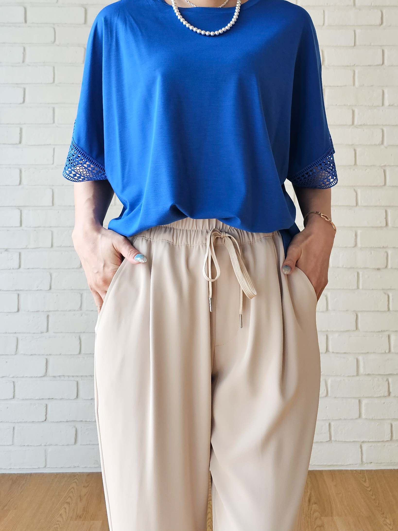 ゆゆさんの「SHOO･LA･RUE｜【UV/洗濯機可/体型カバー】ヒップ周りが隠せる お袖レースTシャツ」を使ったコーディネート