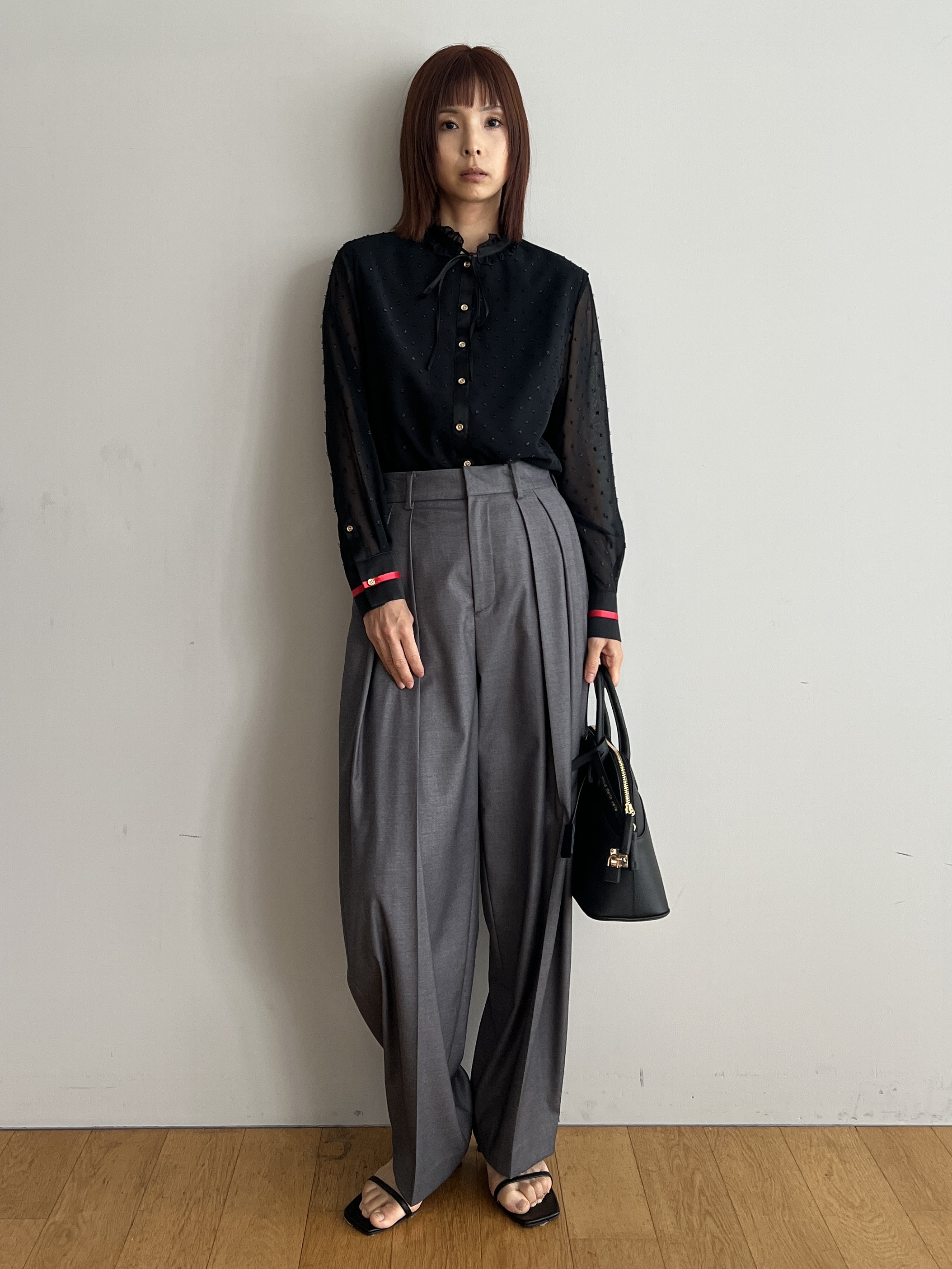 misaさんの「DRESSTERIOR｜【上品見え】フィルムドット ボウタイブラウス」を使ったコーディネート