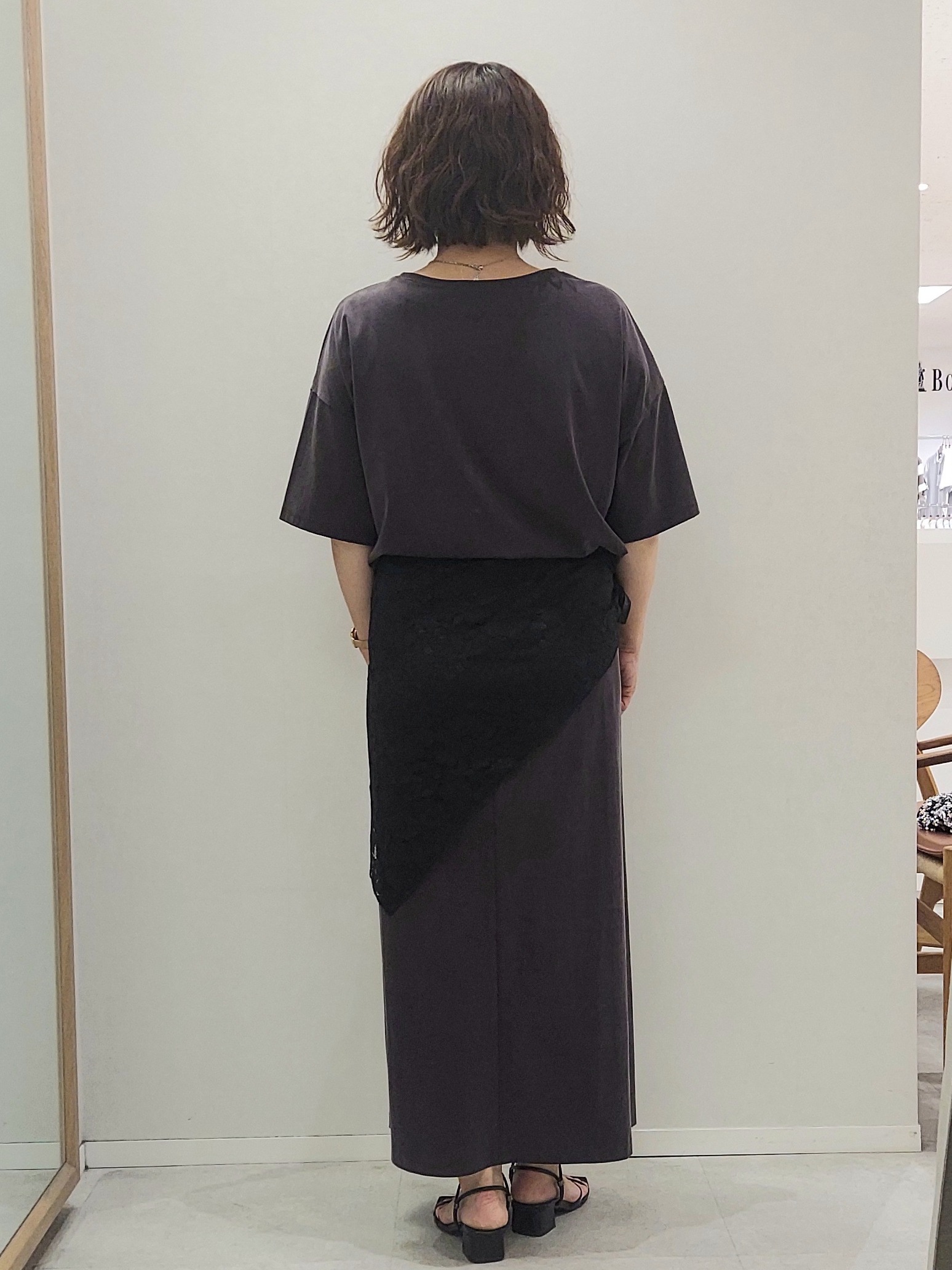 Koyaさんの「UNTITLED｜【きれいめTシャツ/セットアップ可】ヴィンテージライクプルオーバー」を使ったコーディネート