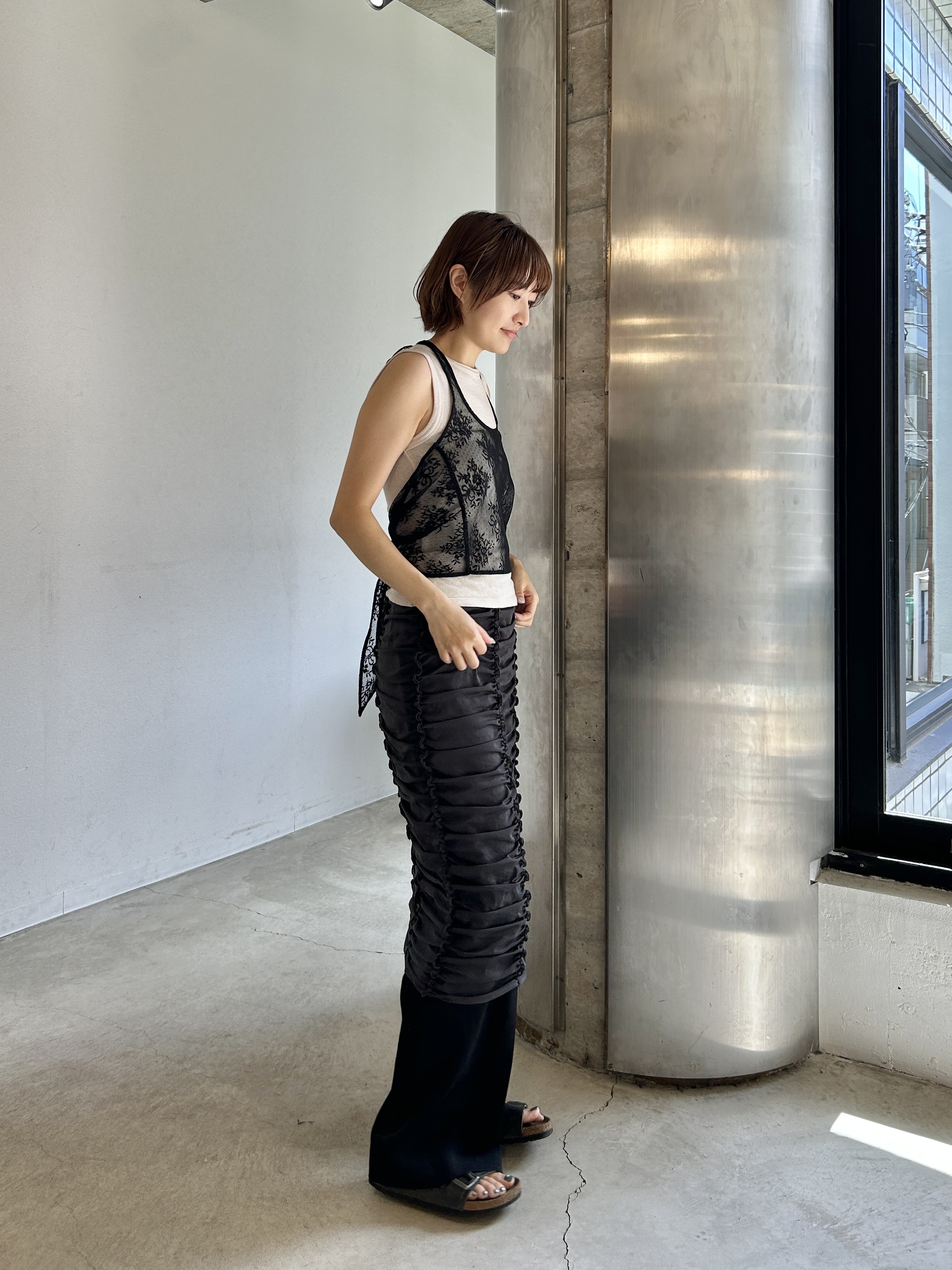 harunaさんの「CODE A｜turn up chic trousers」を使ったコーディネート