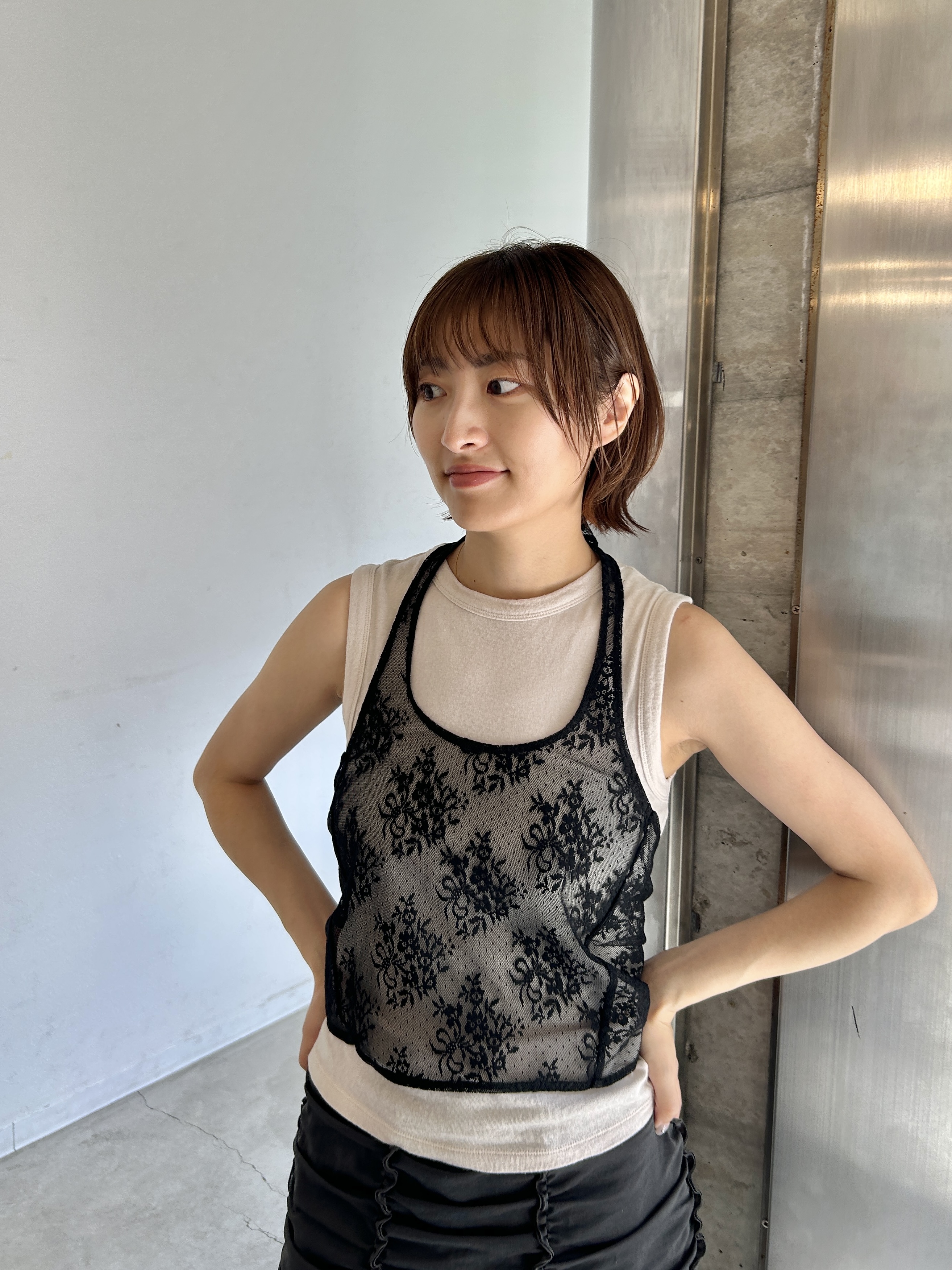 harunaさんの「CODE A｜turn up chic trousers」を使ったコーディネート