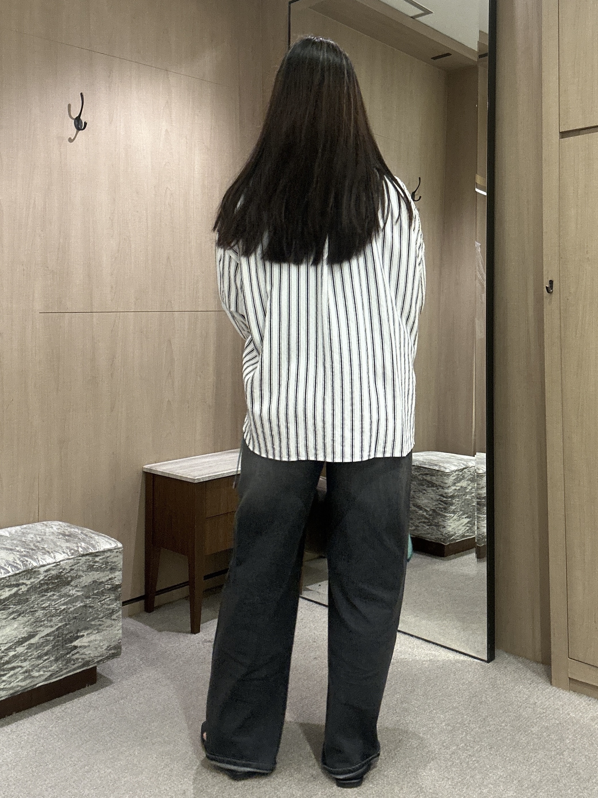 YURIさんの「UNTITLED｜ドロストプルオーバージャージ」を使ったコーディネート