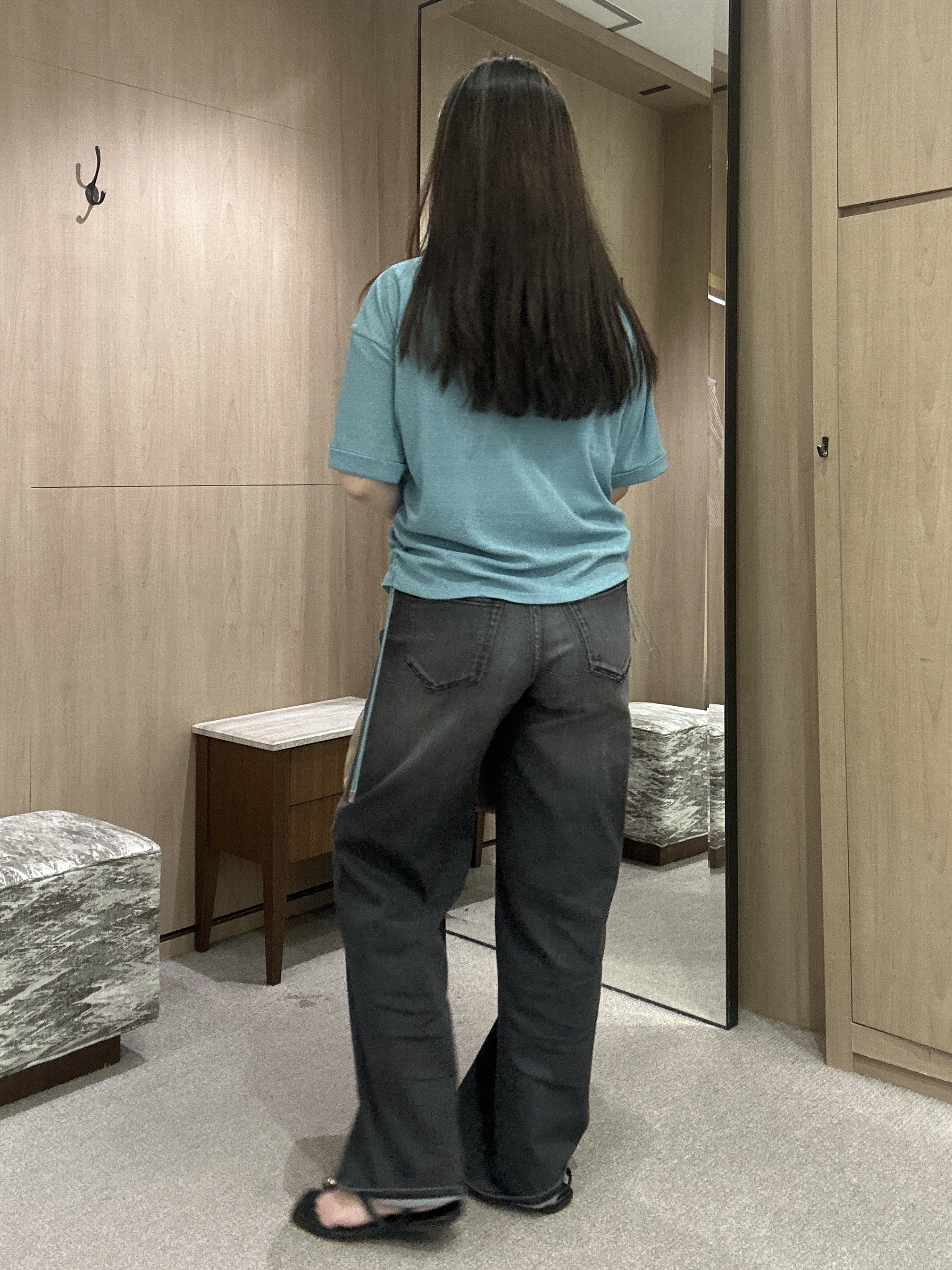 YURIさんの「UNTITLED｜ドロストプルオーバージャージ」を使ったコーディネート