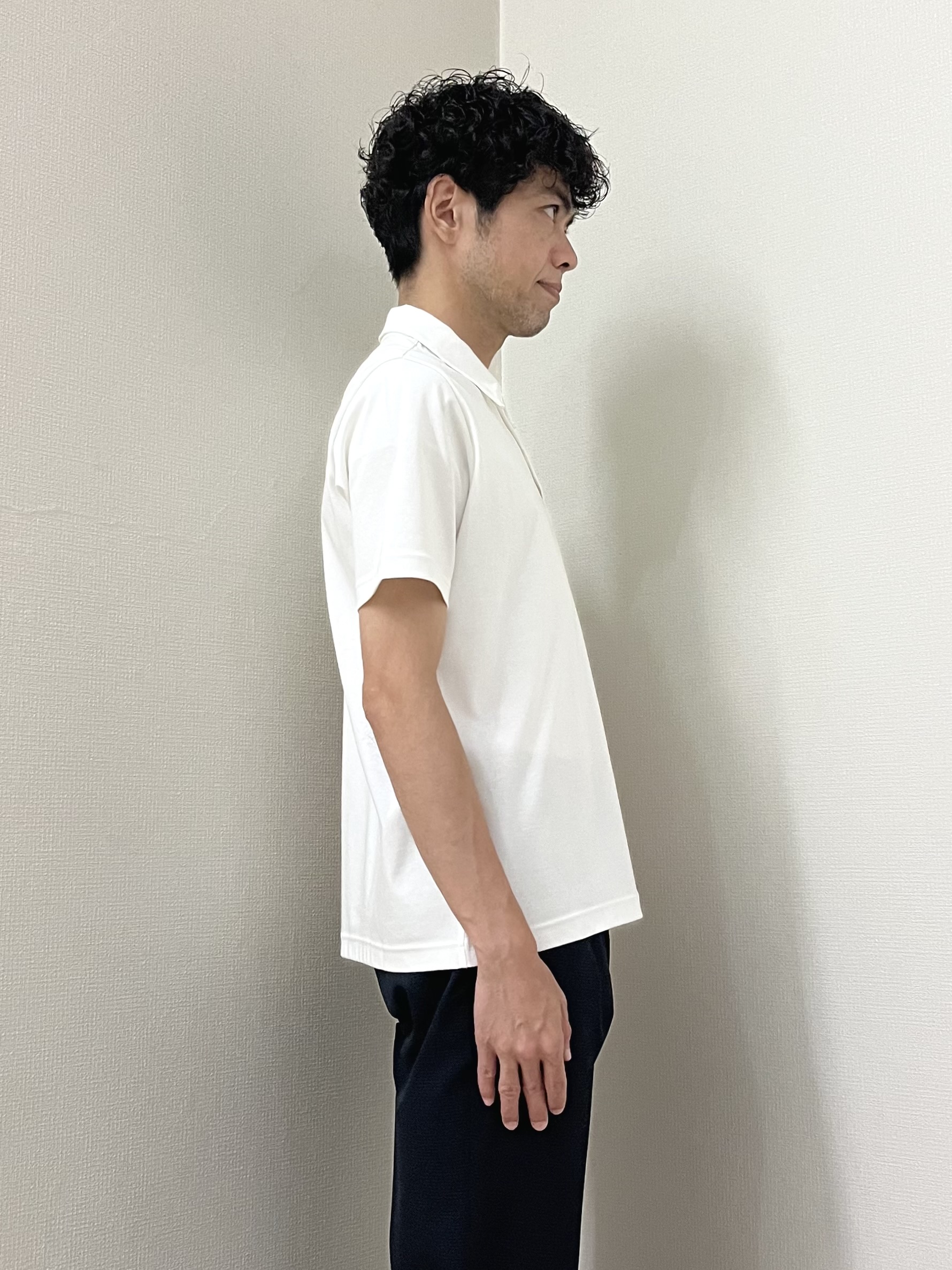 URAさんの「TAKEO KIKUCHI｜【接触冷感】アイスクリアコットン ワンポイント ポロシャツ」を使ったコーディネート