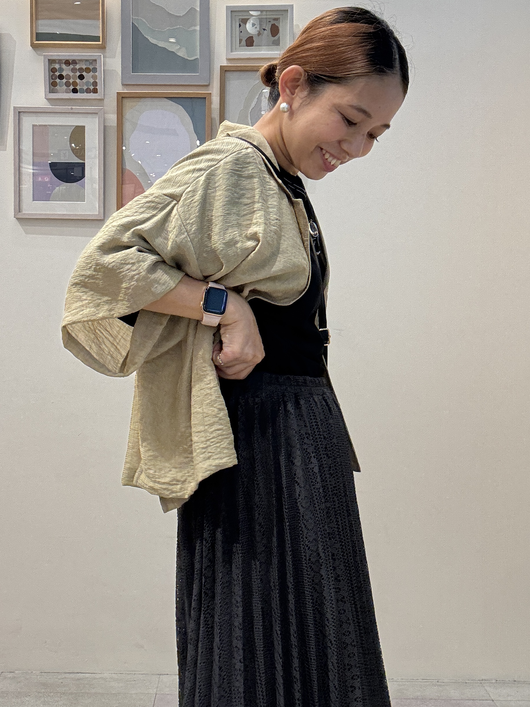 たけぴさんの「SHOO･LA･RUE｜【S-LL/5分袖/洗濯機可】程よい透け感 ポケット付きシャツ」を使ったコーディネート