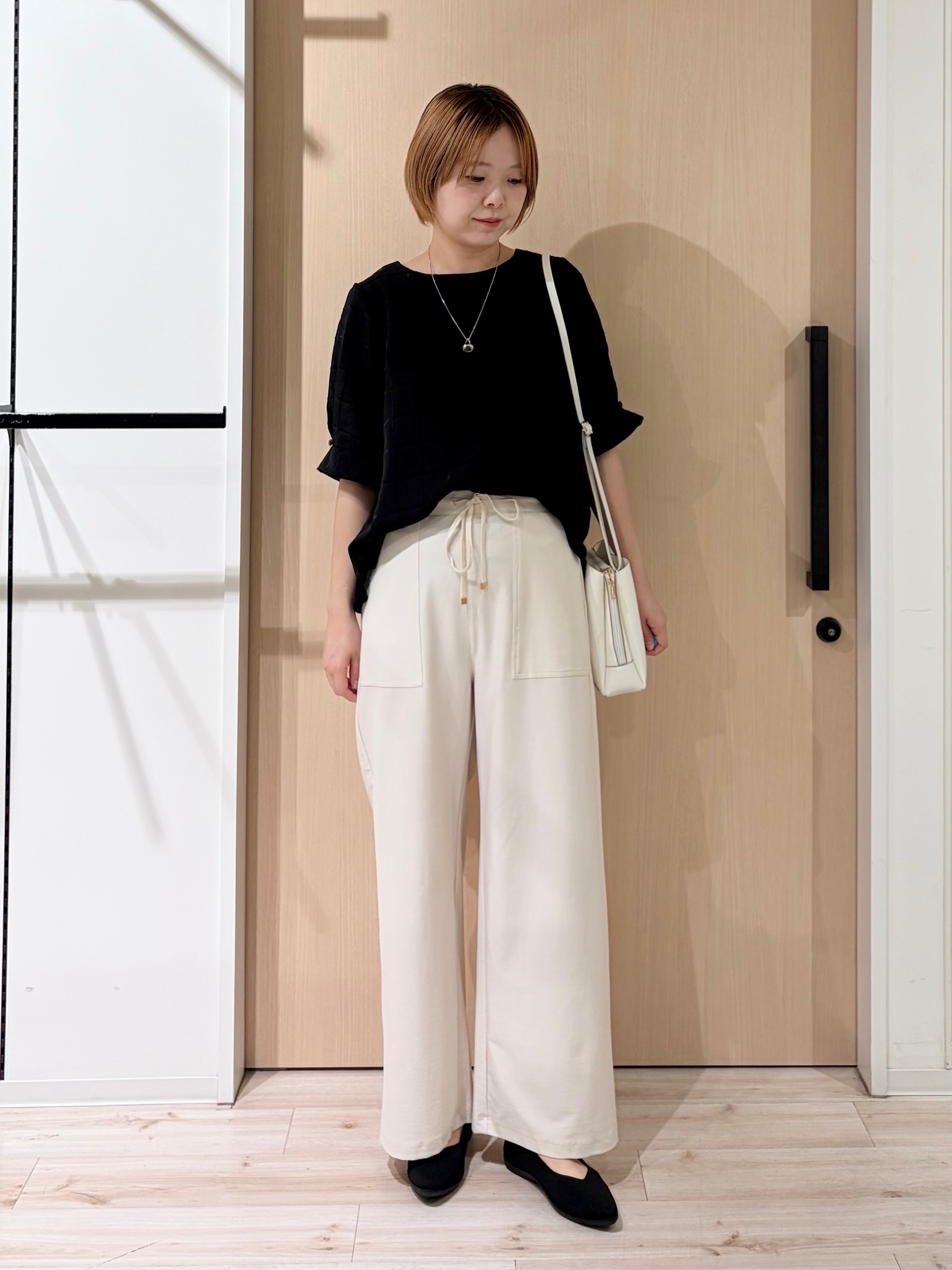 ひらしーさんの「SHOO･LA･RUE｜【セットアップ可/S-LL】1枚で秋気分 モールチェックタックスリーブ ブラウス」を使ったコーディネート