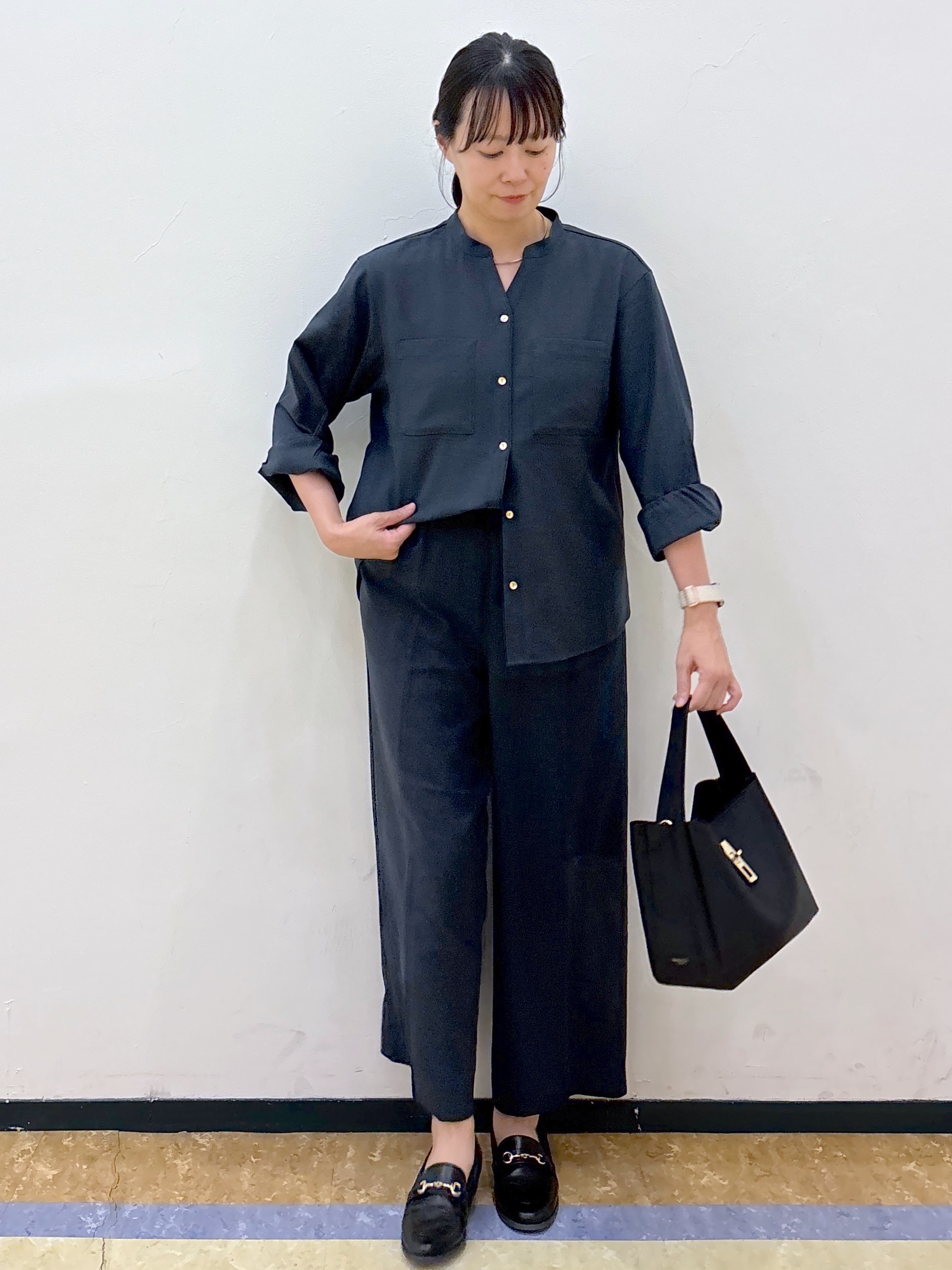 akariさんの「index｜【高通気／遮熱】風が通るスキッパーシャツ《洗濯機OK／UVケア／防シワ》」を使ったコーディネート