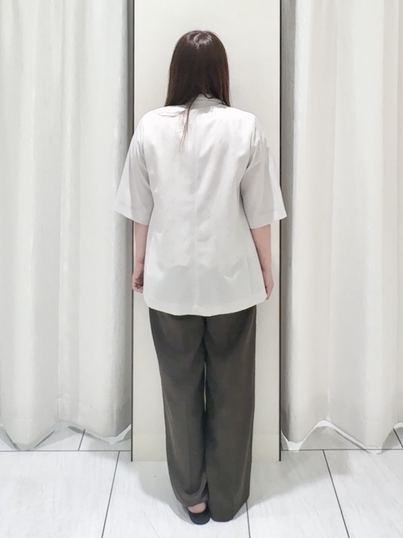 ʏᴜᴋɪᴋᴏさんの「UNTITLED｜【秋の通勤羽織/セットアップ可/UVカット】エアリークール半袖ジャケット」を使ったコーディネート