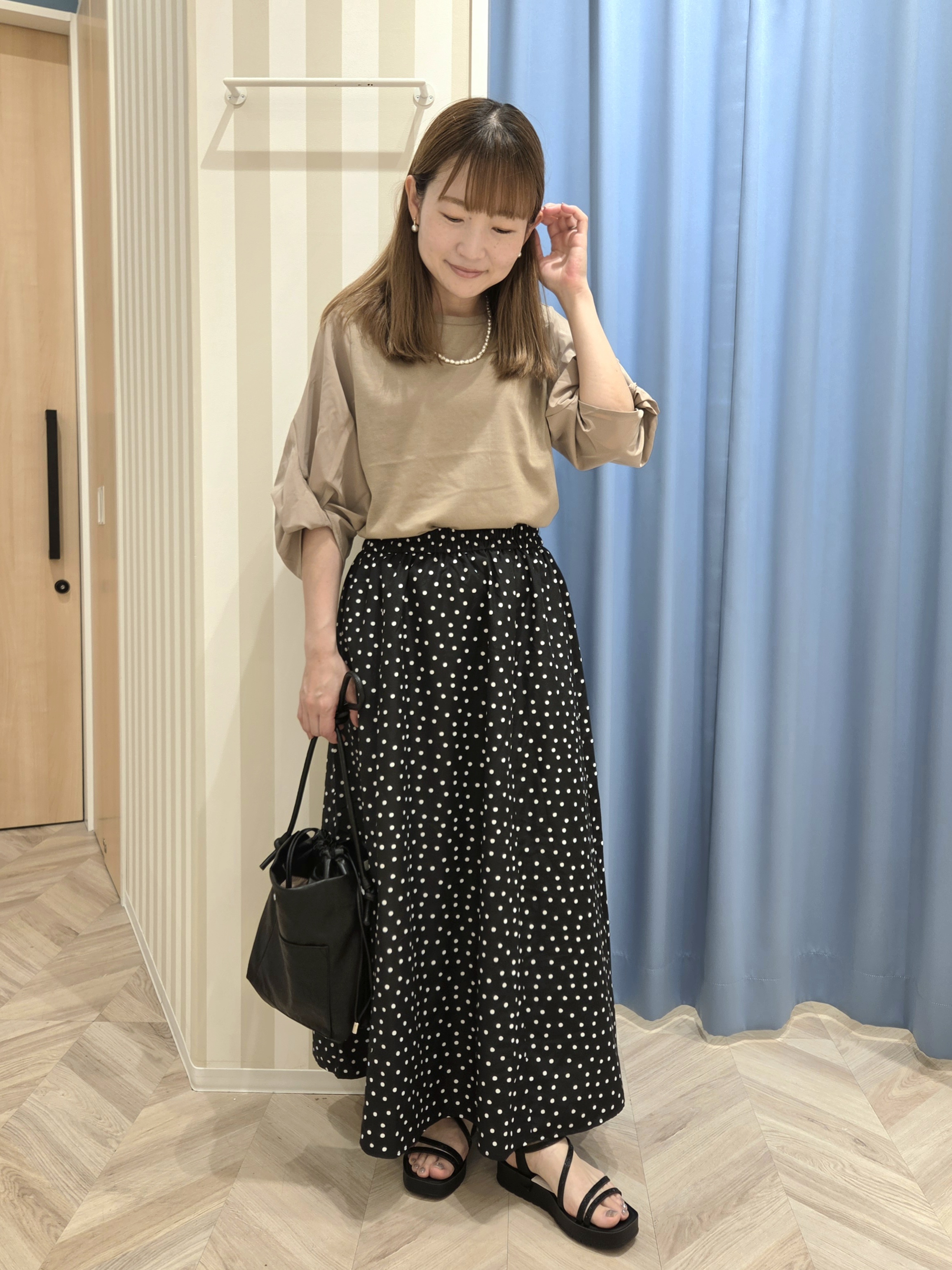 Ikumiさんの「SHOO･LA･RUE｜【S-LL/洗濯機可/二の腕カバー】楽に上品見え ツイストスリーブトップス」を使ったコーディネート