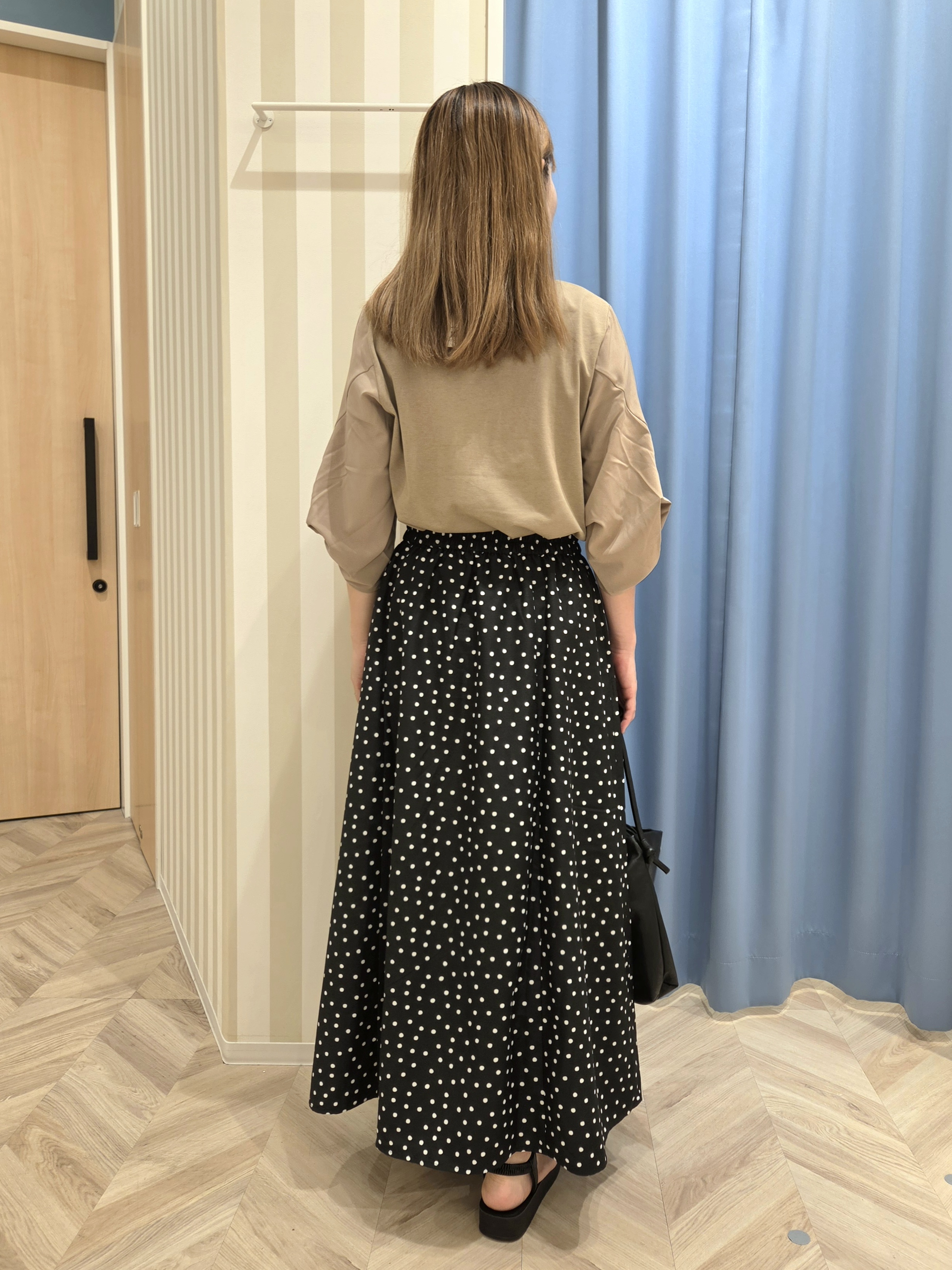 Ikumiさんの「SHOO･LA･RUE｜【S-LL/洗濯機可/二の腕カバー】楽に上品見え ツイストスリーブトップス」を使ったコーディネート