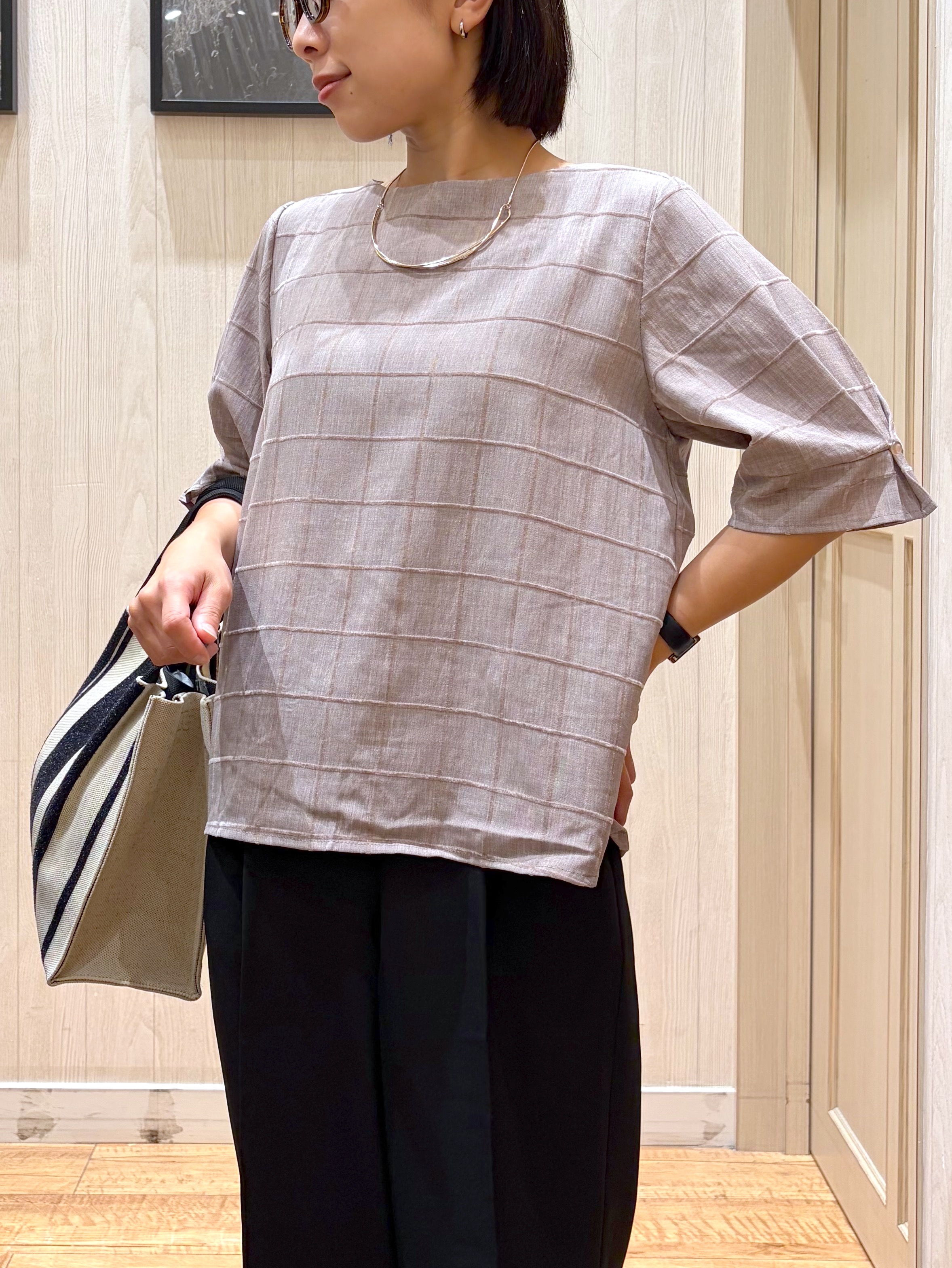 shirayuuuさんの「SHOO･LA･RUE｜【セットアップ可/S-LL】1枚で秋気分 モールチェックタックスリーブ ブラウス」を使ったコーディネート