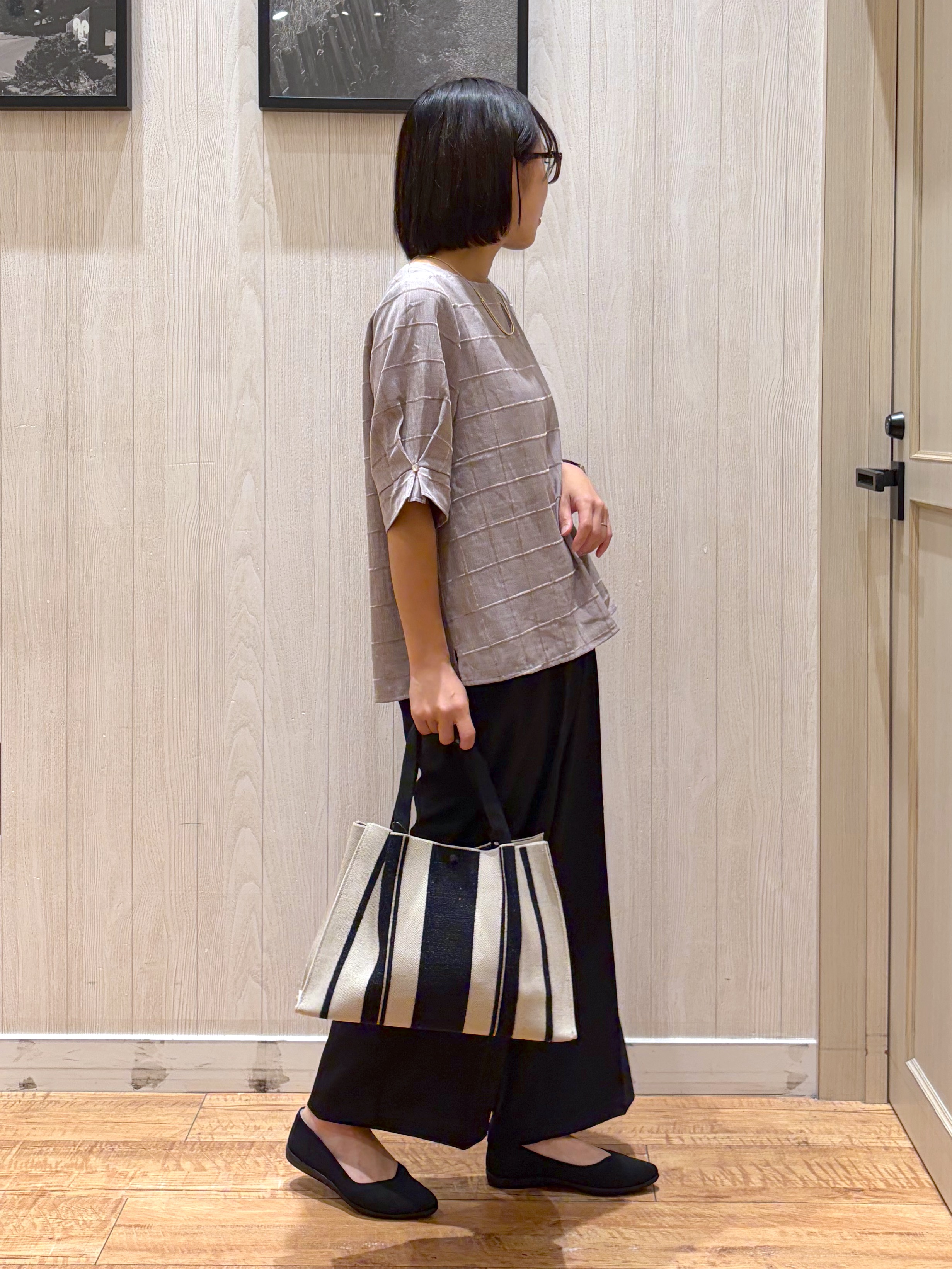 shirayuuuさんの「SHOO･LA･RUE｜【セットアップ可/S-LL】1枚で秋気分 モールチェックタックスリーブ ブラウス」を使ったコーディネート