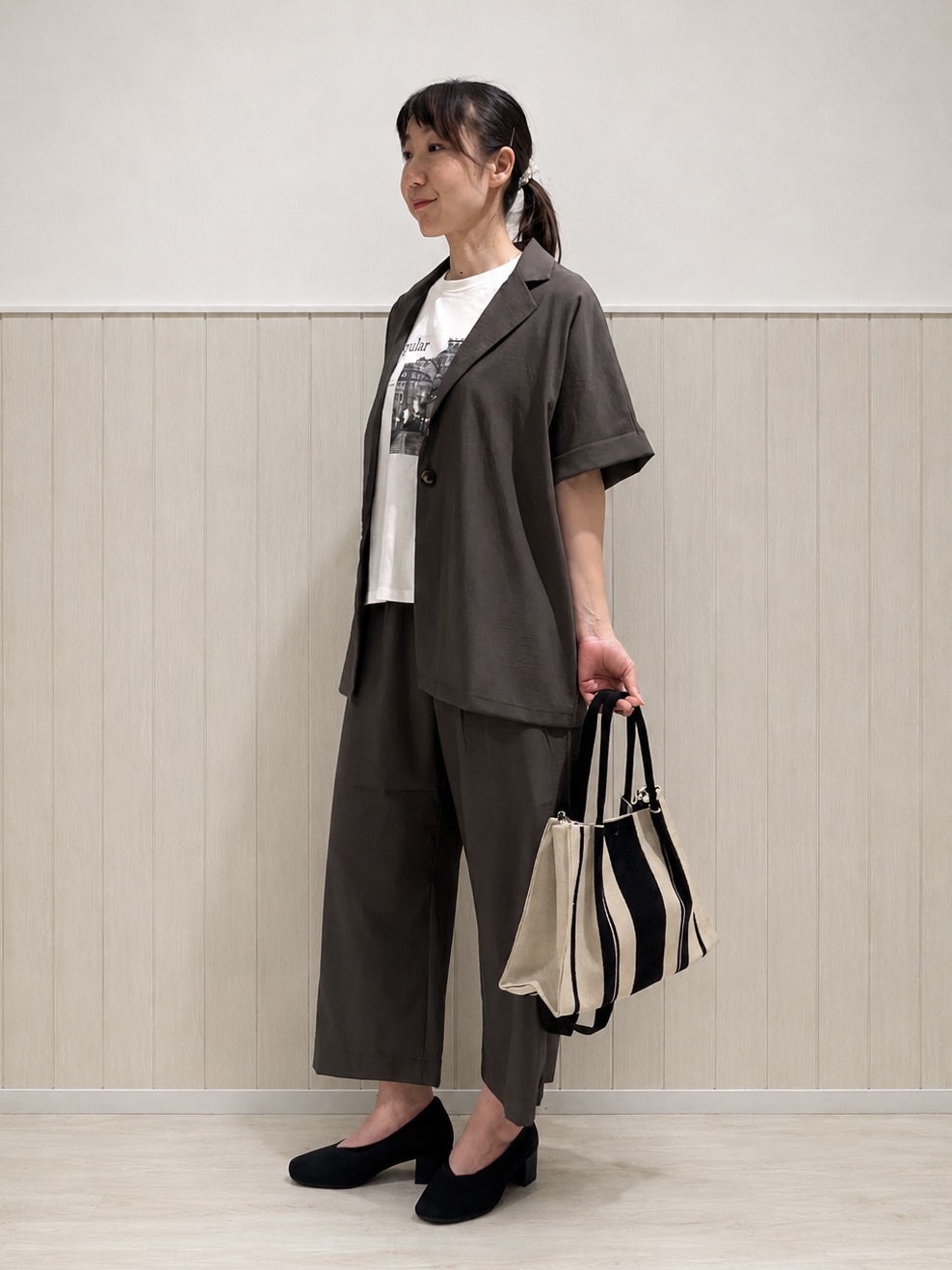 まつみさんの「SHOO･LA･RUE｜【高レビュー/洗濯機可/セットアップ可】軽凛(かろりん) 半袖ジャケット」を使ったコーディネート