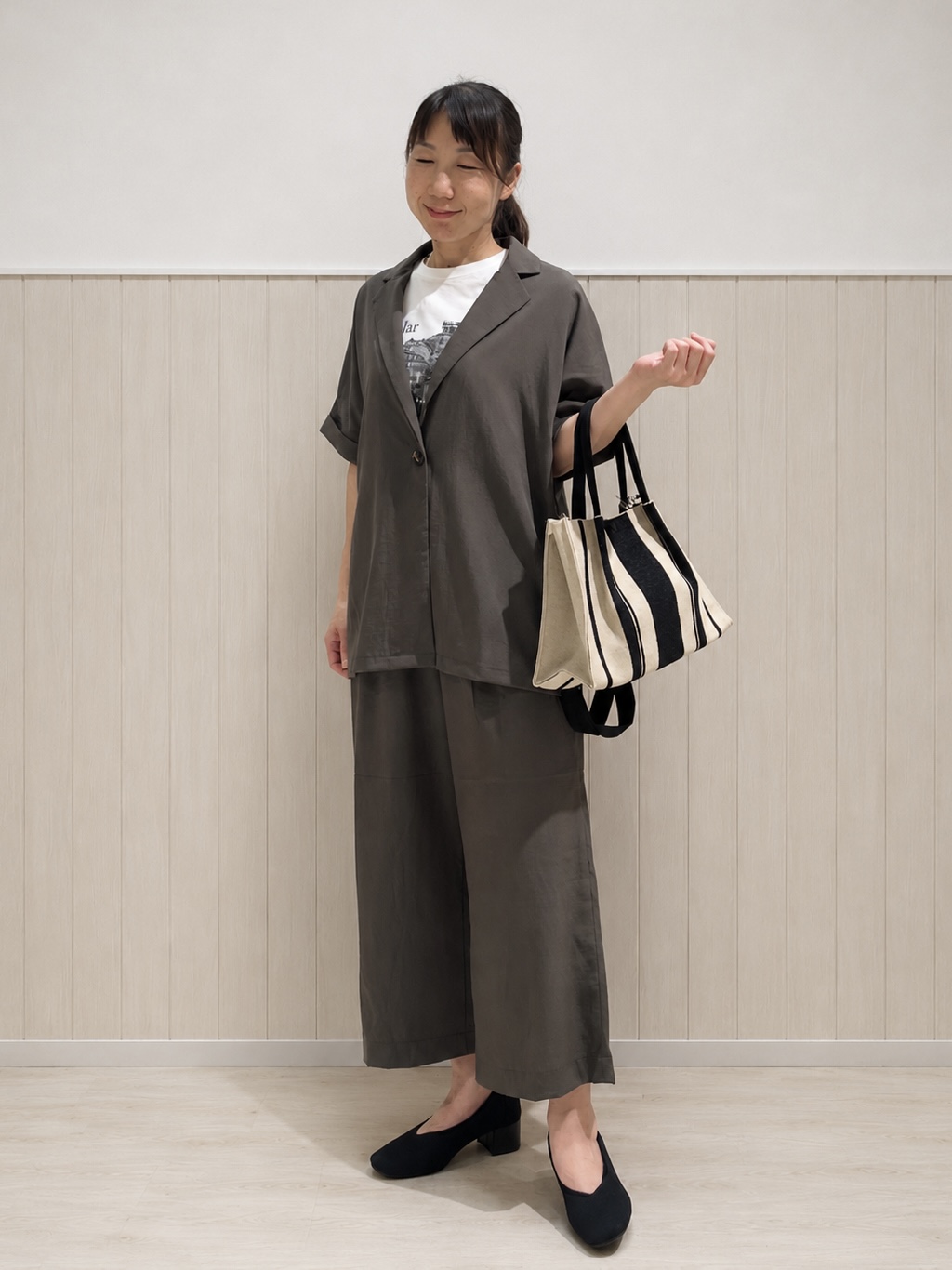 まつみさんの「SHOO･LA･RUE｜【高レビュー/洗濯機可/セットアップ可】軽凛(かろりん) 半袖ジャケット」を使ったコーディネート