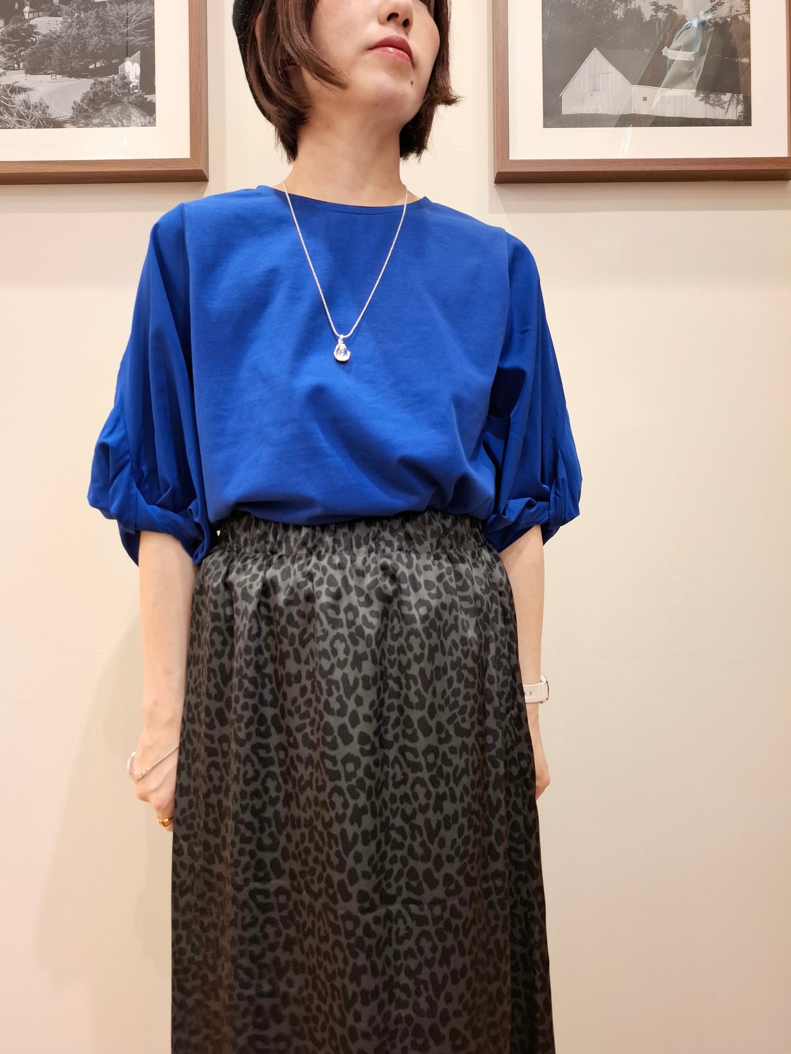 まあるさんの「SHOO･LA･RUE｜【S-LL/洗濯機可/二の腕カバー】楽に上品見え ツイストスリーブトップス」を使ったコーディネート