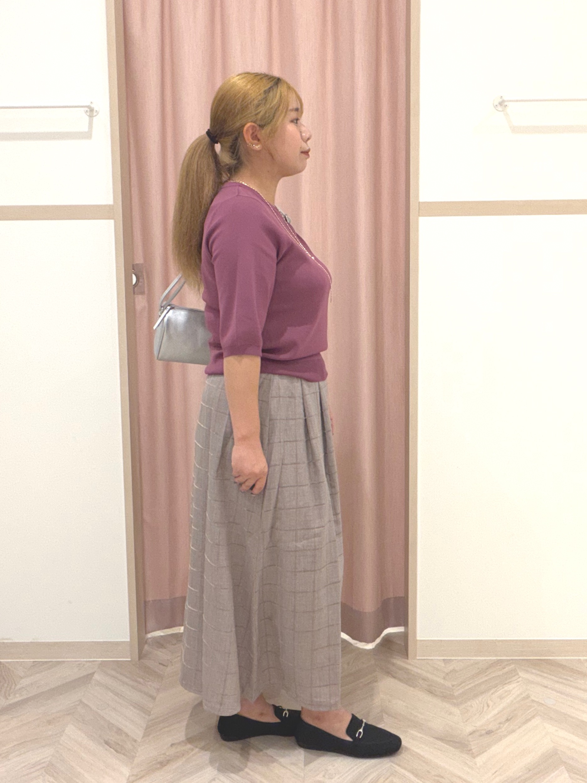 まちゃんなちゃんさんの「SHOO･LA･RUE｜【ガンガン洗える/毛玉になりにくい】二の腕見せない 5分袖ニット」を使ったコーディネート