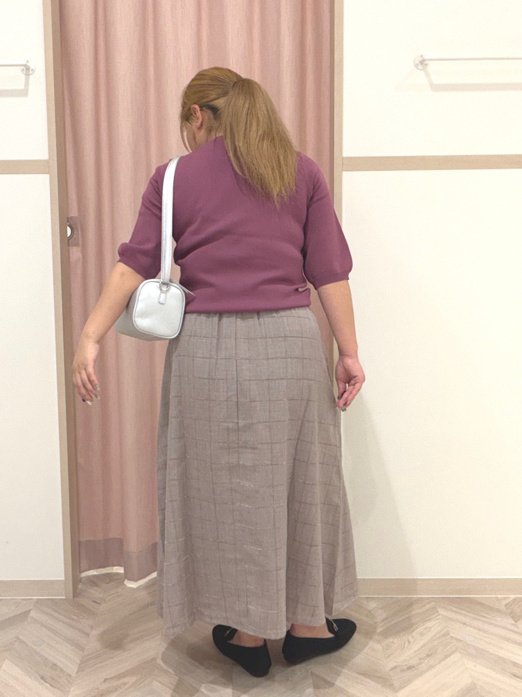 まちゃんなちゃんさんの「SHOO･LA･RUE｜【ガンガン洗える/毛玉になりにくい】二の腕見せない 5分袖ニット」を使ったコーディネート