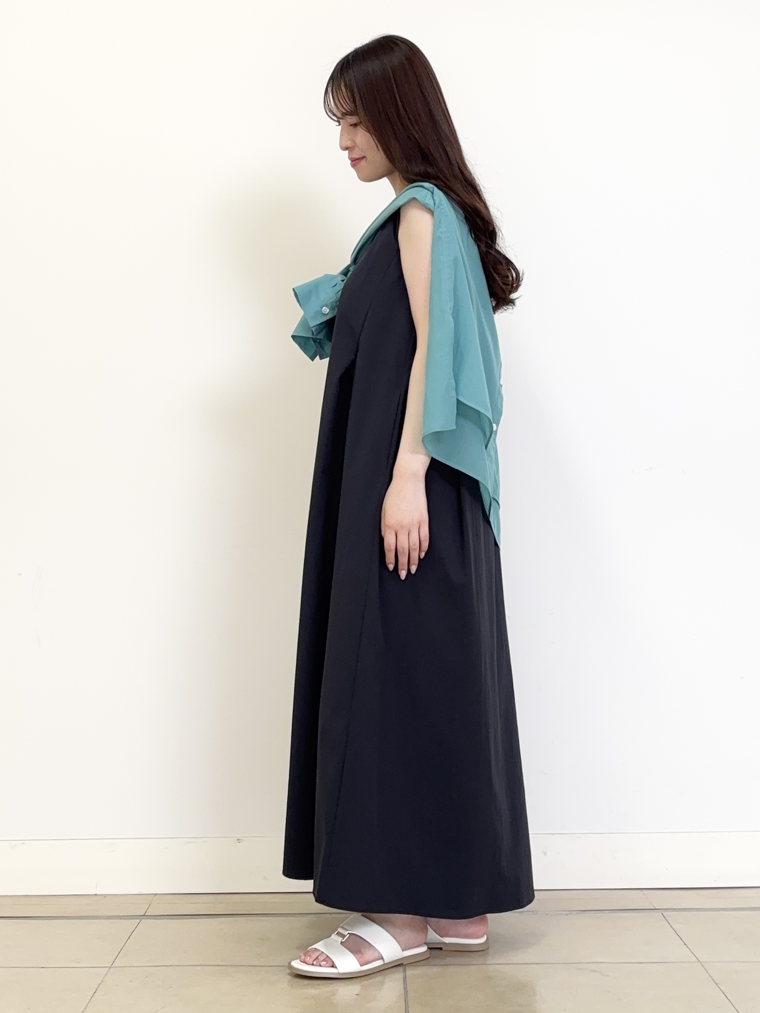 あやかさんの「UNTITLED｜【残暑も快適/接触冷感/UVカット/吸水速乾】Aラインロングワンピース」を使ったコーディネート