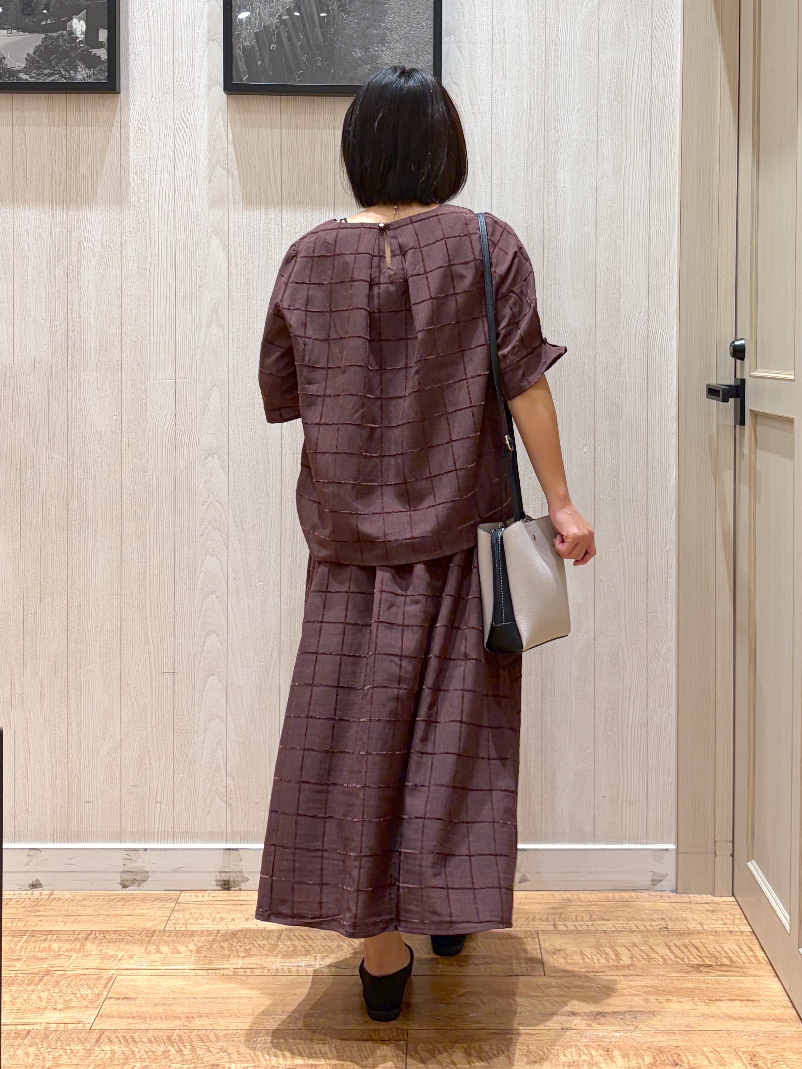 shirayuuuさんの「SHOO･LA･RUE｜【セットアップ可/S-LL】1枚で秋気分 モールチェックタックスリーブ ブラウス」を使ったコーディネート