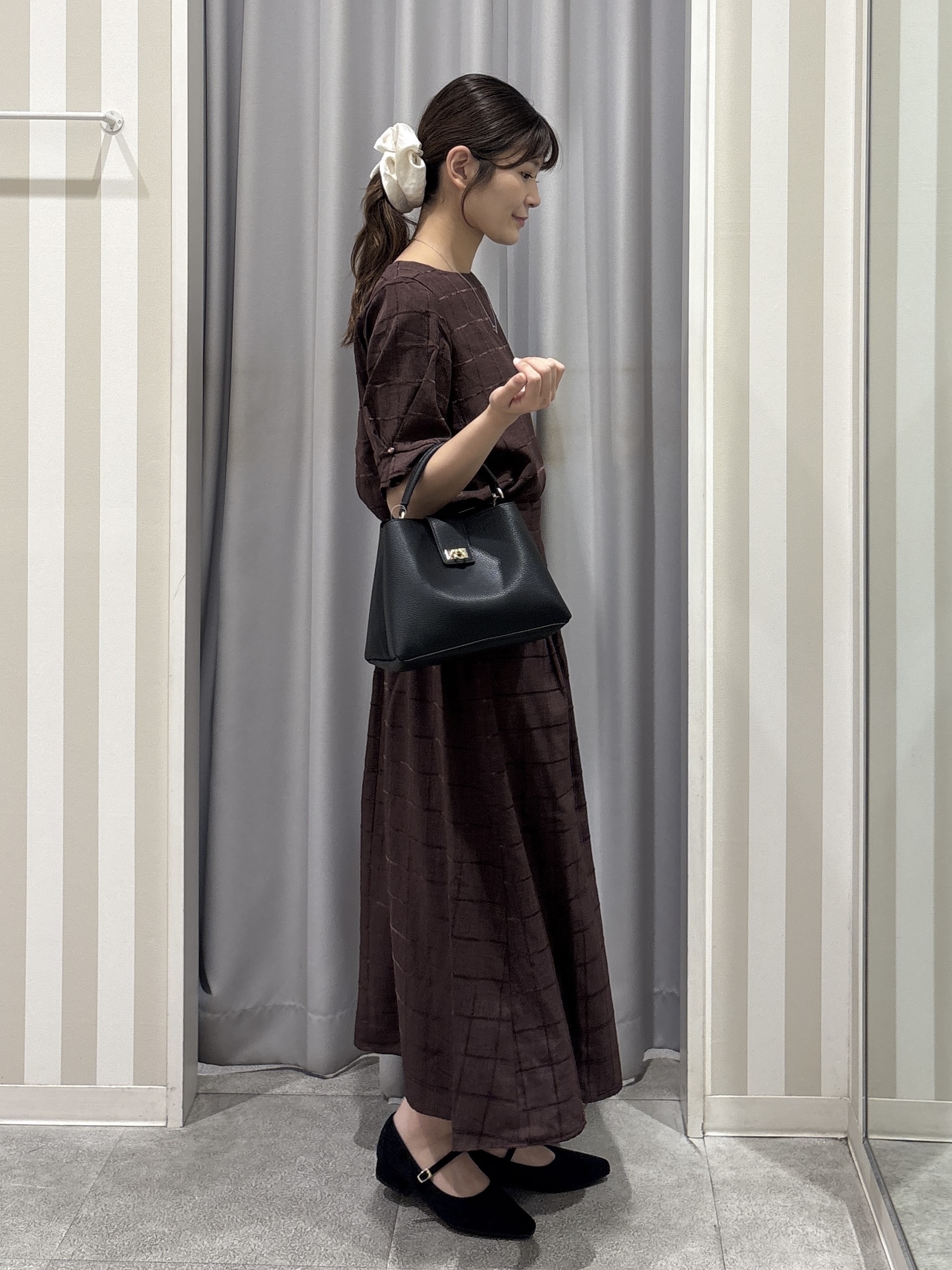 Rikaさんの「SHOO･LA･RUE｜【セットアップ可/S-LL】1枚で秋気分 モールチェックタックスリーブ ブラウス」を使ったコーディネート