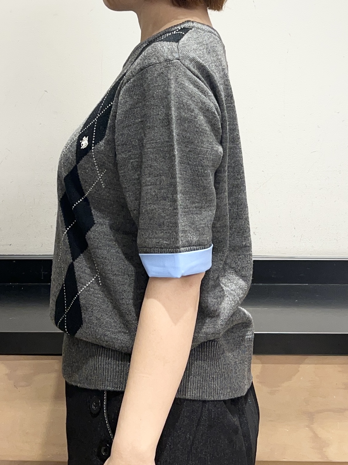 かのさんの「THE SHOP TK｜POLO BCS/アーガイル5分袖ニット」を使ったコーディネート