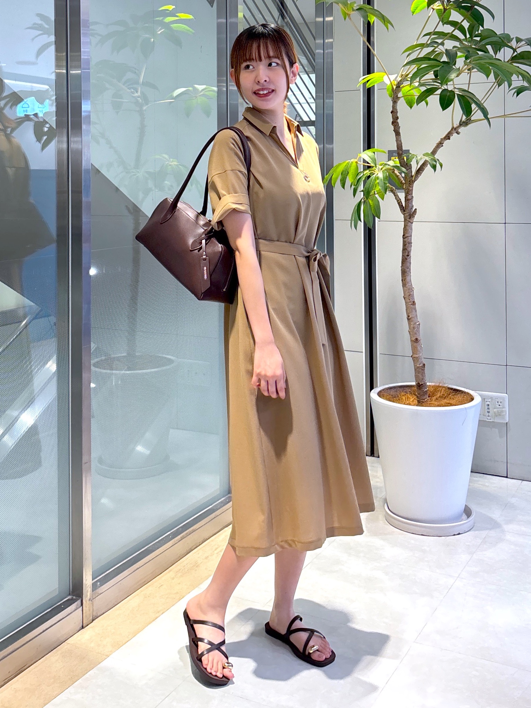 yukaさんの「UNTITLED｜【初秋も活躍/UVカット/接触冷感】エアリークールワンピース」を使ったコーディネート