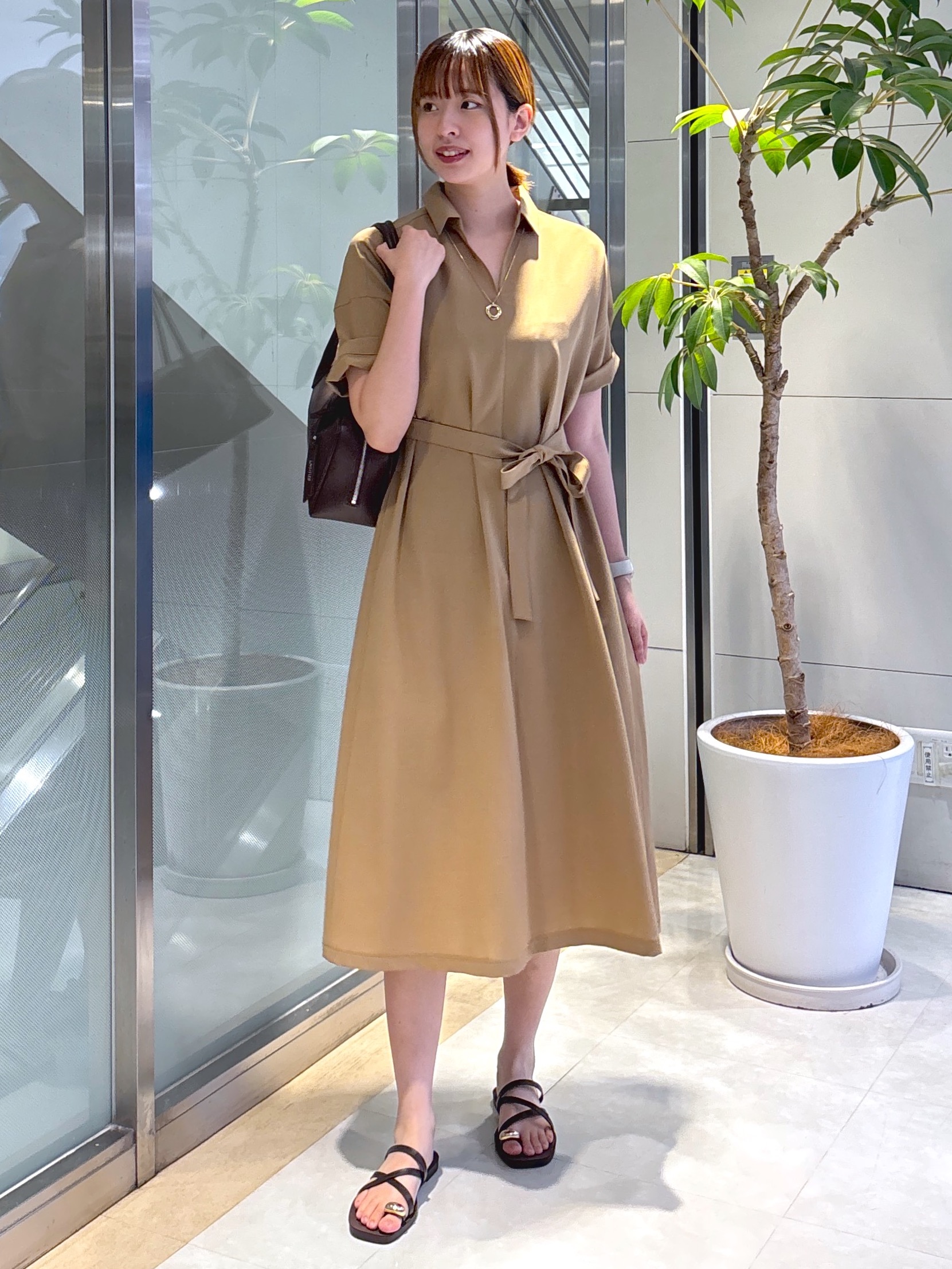 yukaさんの「UNTITLED｜【初秋も活躍/UVカット/接触冷感】エアリークールワンピース」を使ったコーディネート