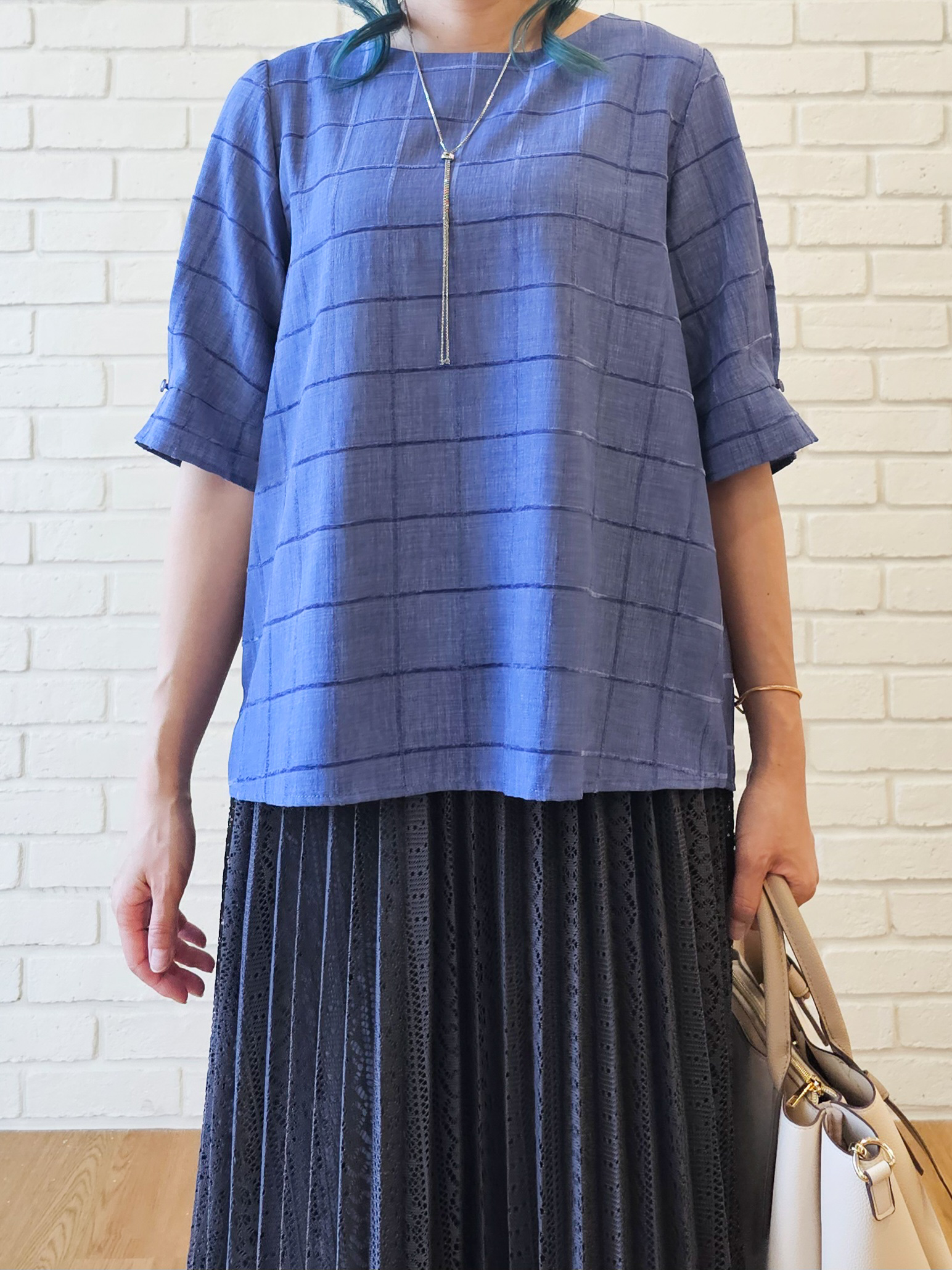 ゆゆさんの「SHOO･LA･RUE｜【セットアップ可/S-LL】1枚で秋気分 モールチェックタックスリーブ ブラウス」を使ったコーディネート