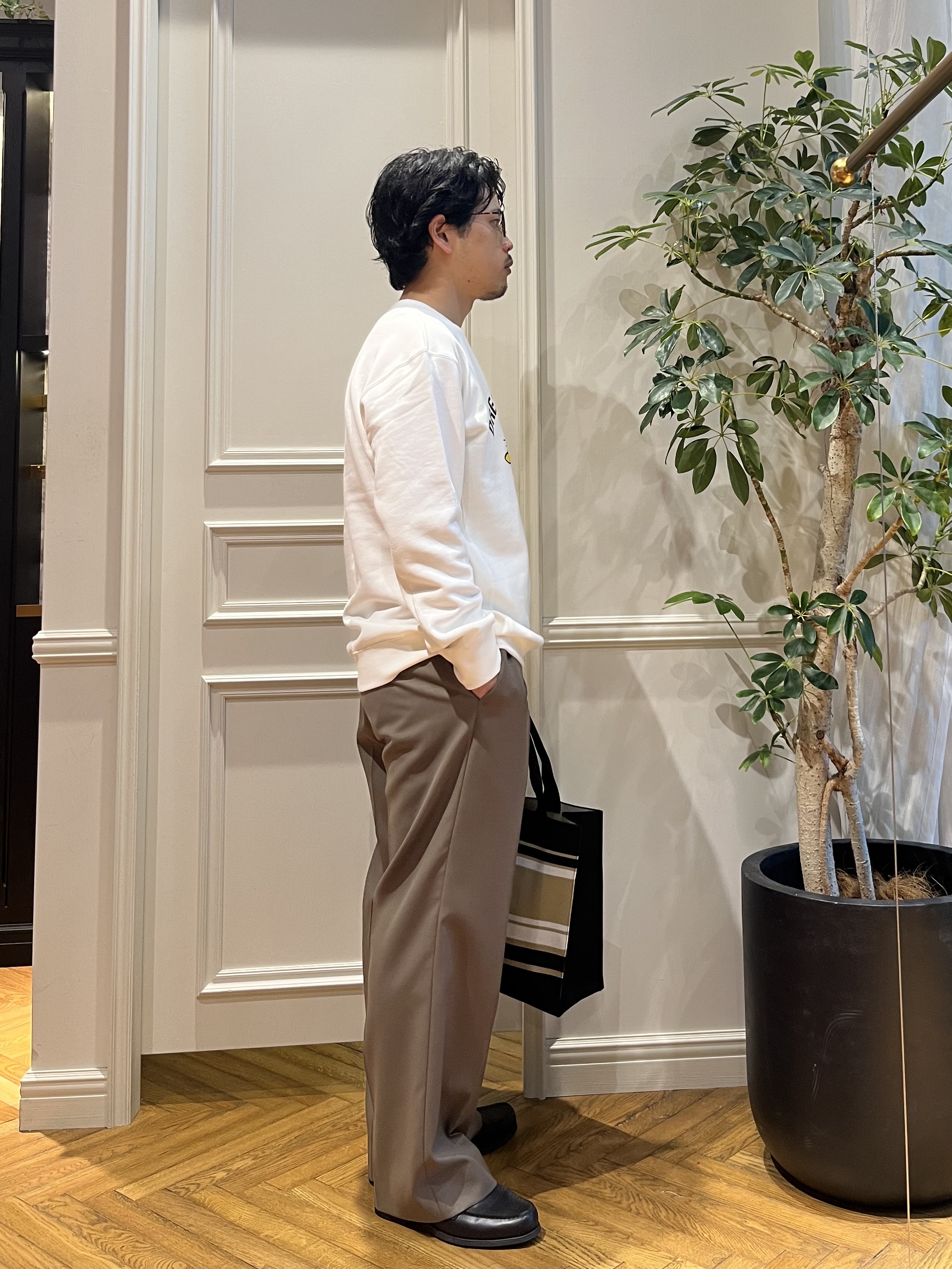 Tokuさんの「DRESSTERIOR｜ミサイルキャット 裏起毛スウェットクルーネックTシャツ」を使ったコーディネート