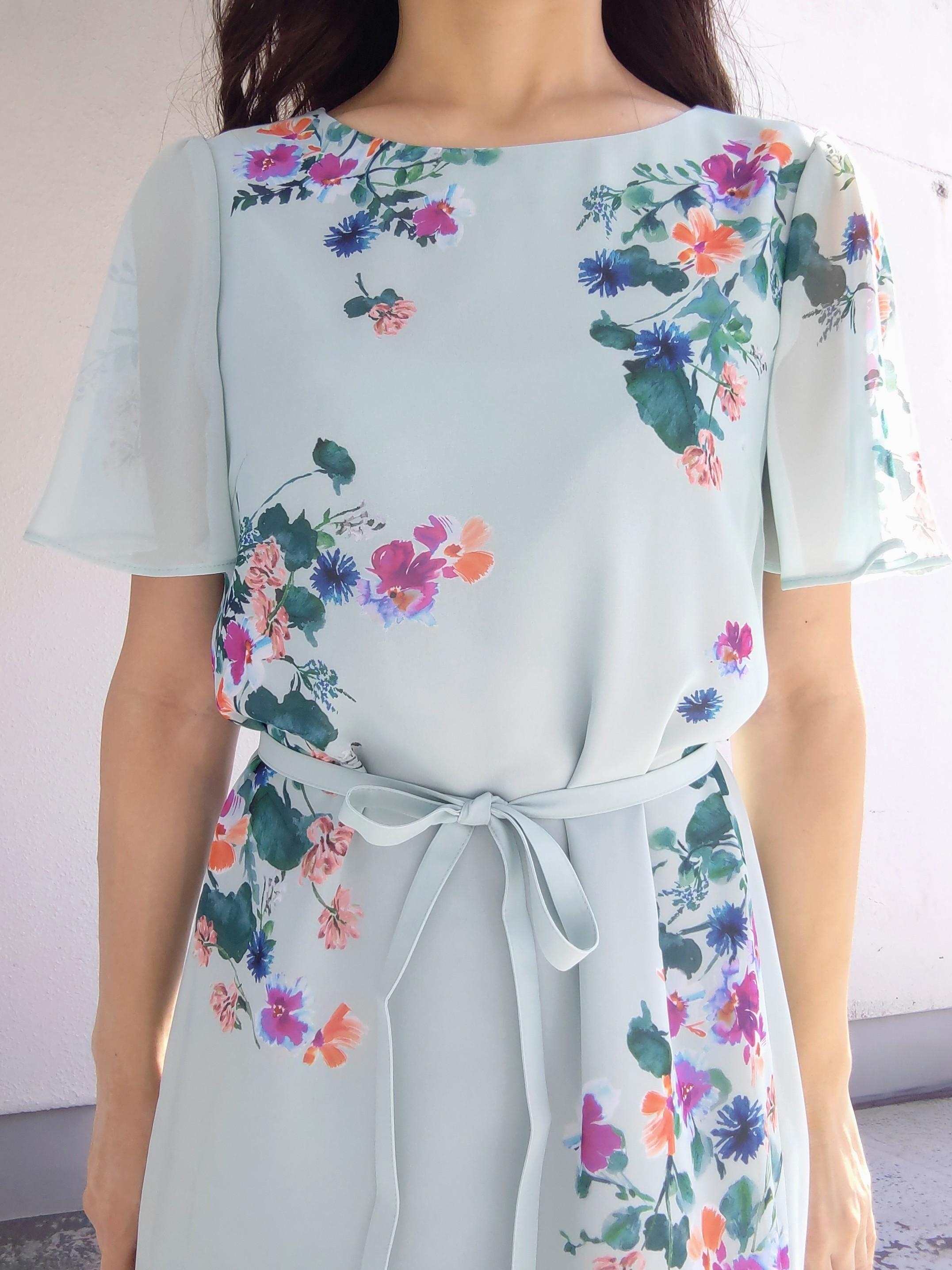 keinaさんの「SunaUna｜【手洗い可／日本製】多色花柄プリントワンピース」を使ったコーディネート