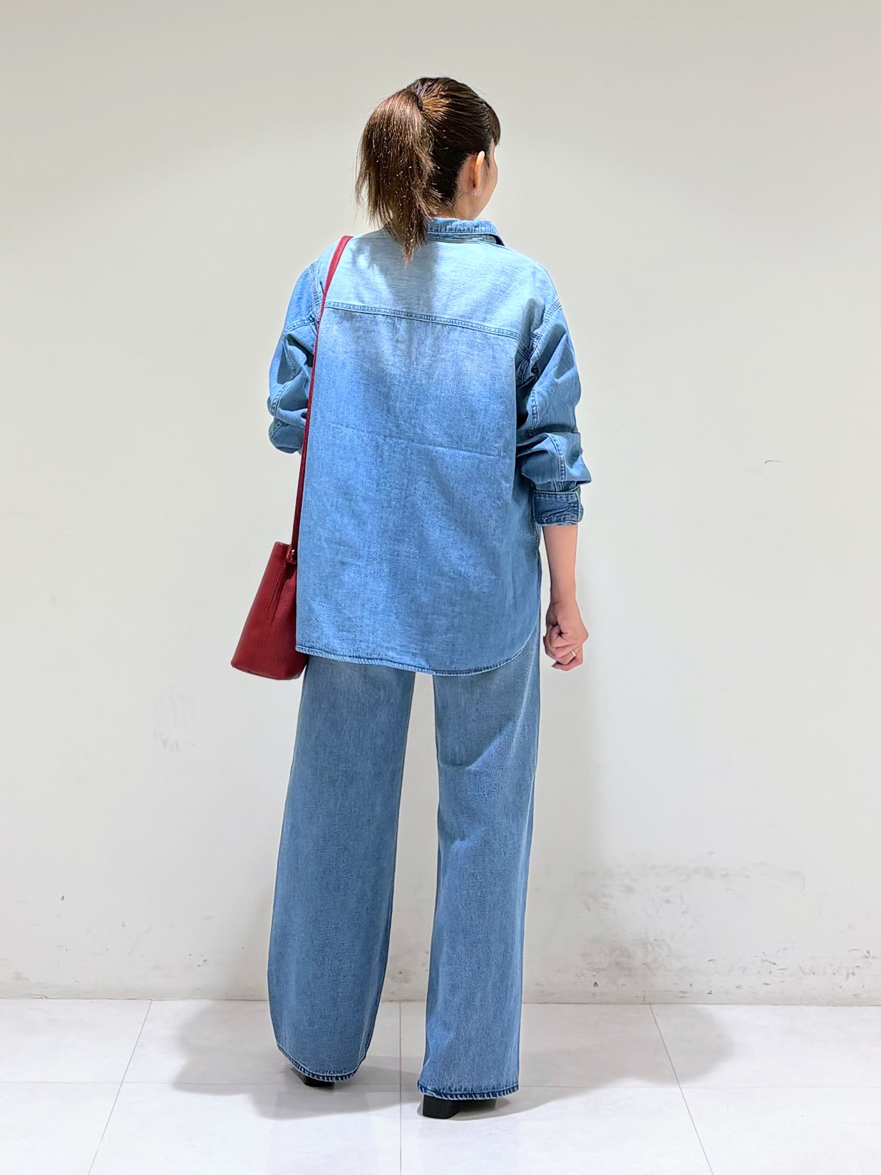tsuyuさんの「INDIVI｜【2WAY／合皮】ポシェットサイズバッグ」を使ったコーディネート