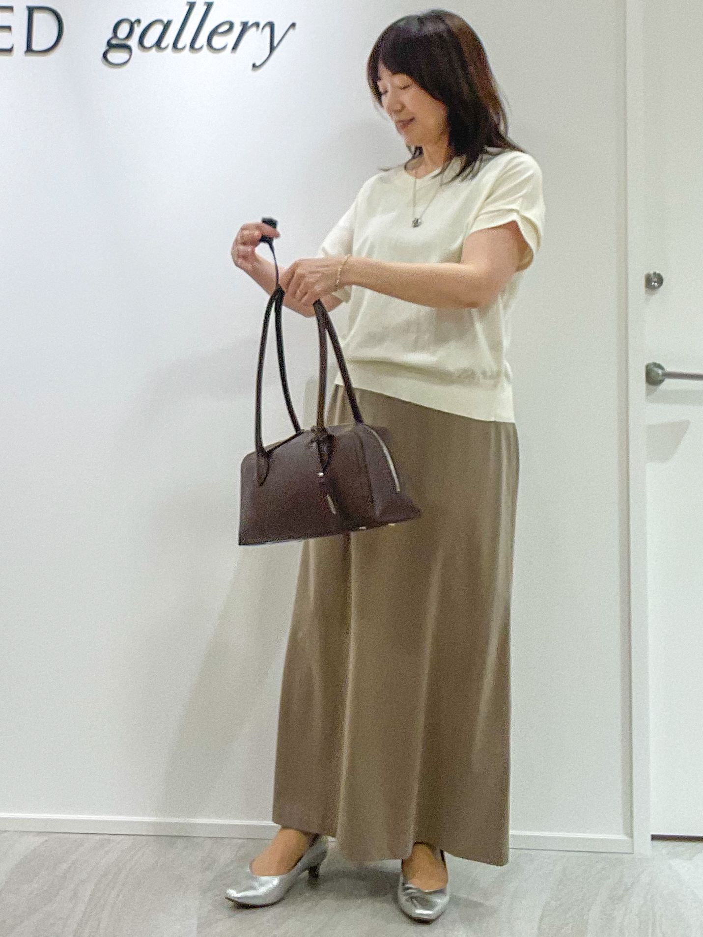 めいさんの「UNTITLED｜【肌に張りつきにくい/前後2WAY】ドライタッチコットンプルオーバー」を使ったコーディネート