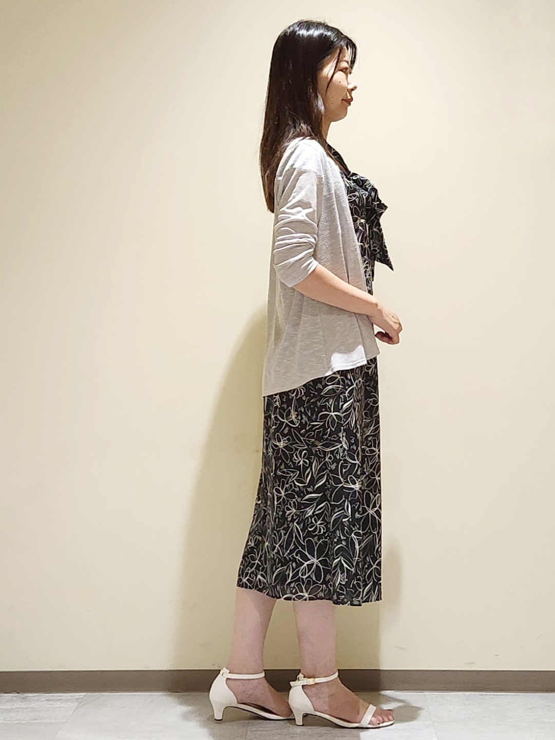 yukaさんの「COUP DE CHANCE｜【洗える】着流しカーディガン」を使ったコーディネート