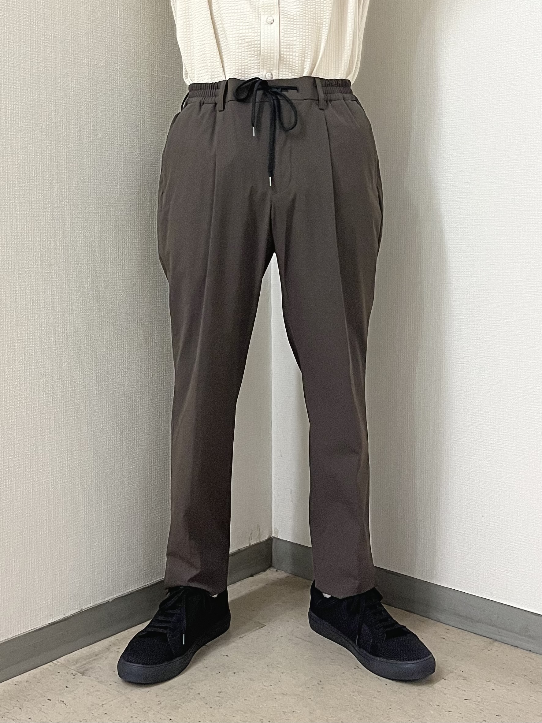 URAさんの「TAKEO KIKUCHI｜3Dナイロンストレッチ ジャケット」を使ったコーディネート
