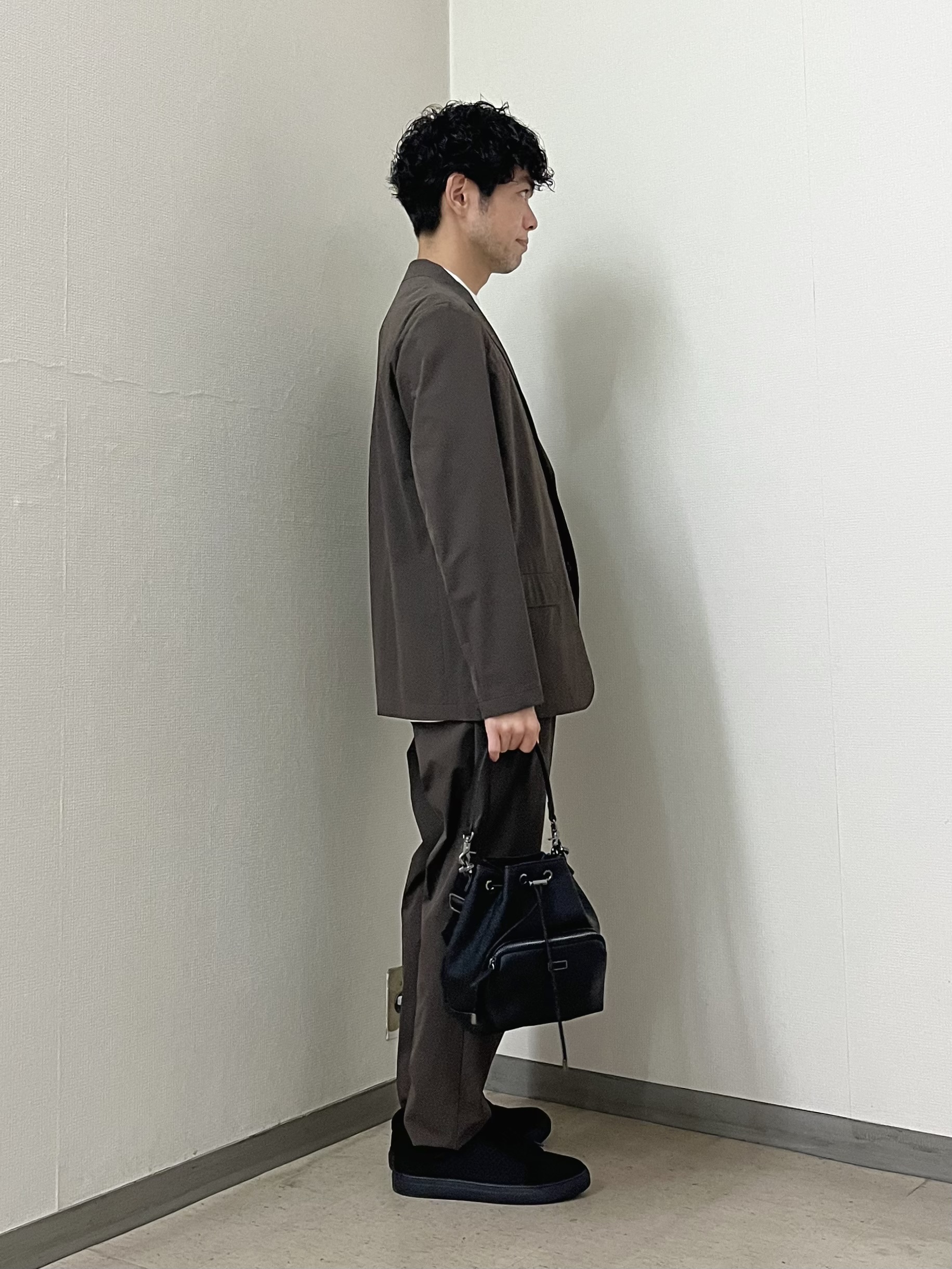 URAさんの「TAKEO KIKUCHI｜3Dナイロン ジャケット」を使ったコーディネート