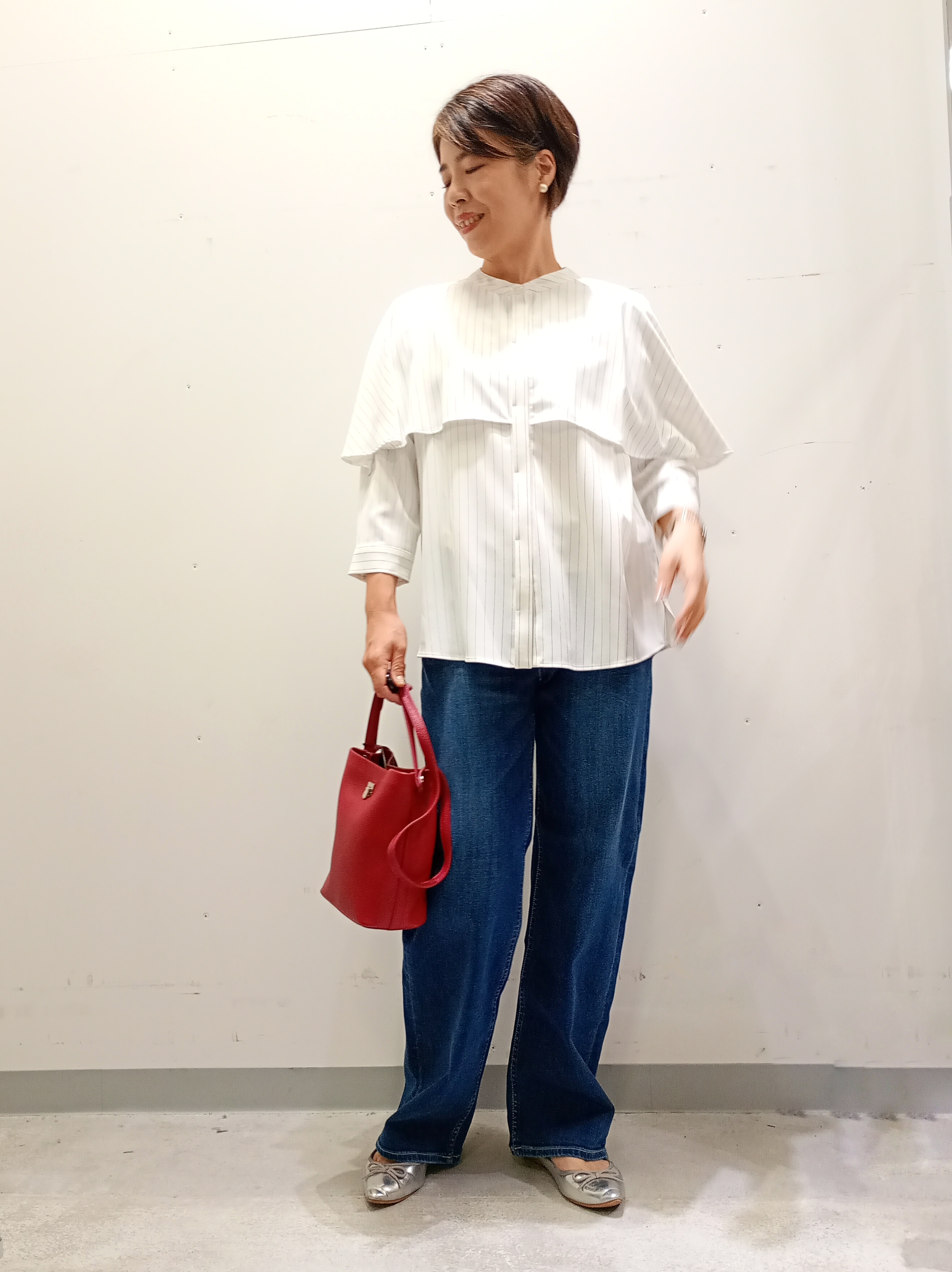 Kさんの「INDIVI｜【シアー／軽羽織】ドルマン袖ニットカーディガン」を使ったコーディネート