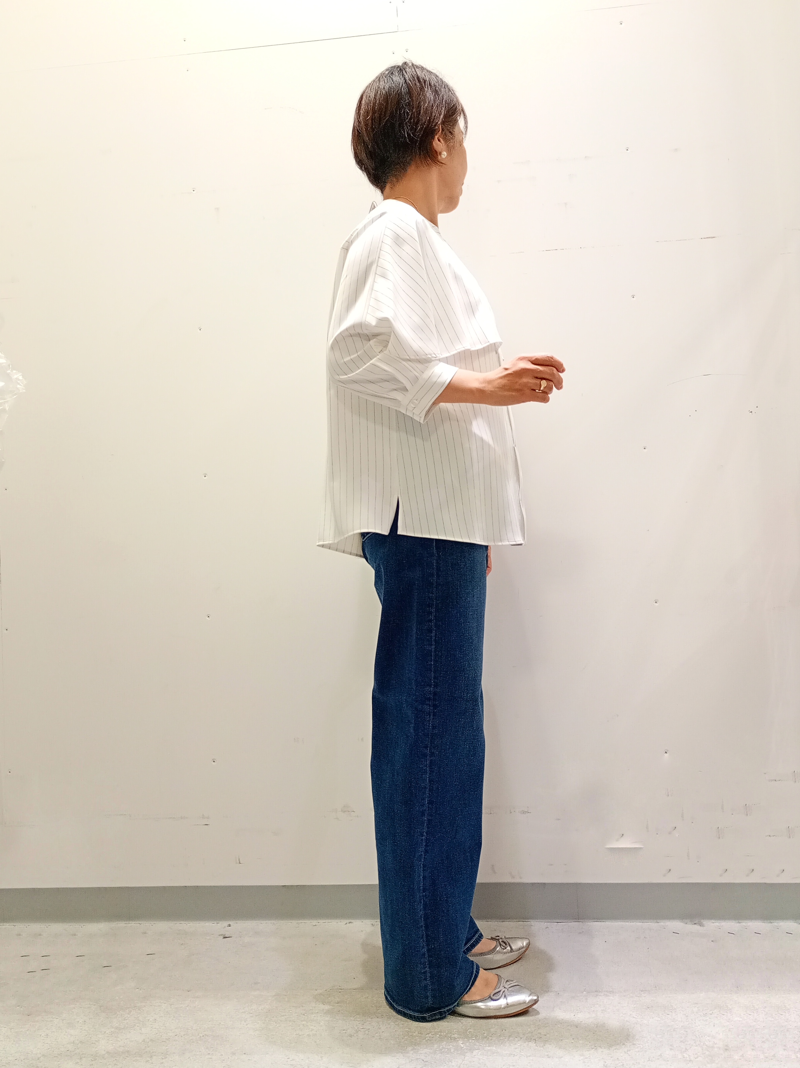 Kさんの「INDIVI｜【シアー／軽羽織】ドルマン袖ニットカーディガン」を使ったコーディネート