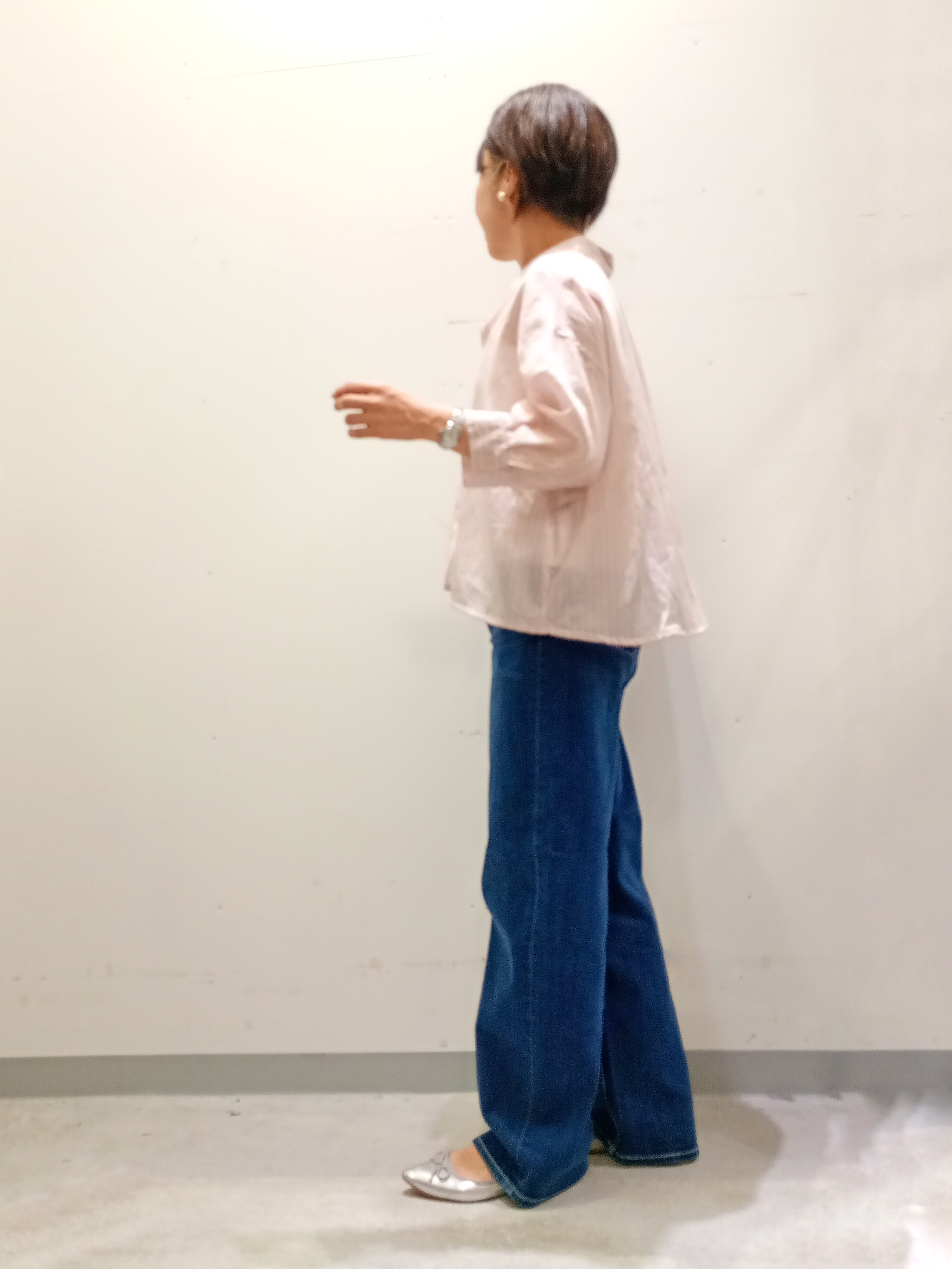 Kさんの「INDIVI｜【シアー／7分袖】体型カバーゆったりシャツ」を使ったコーディネート