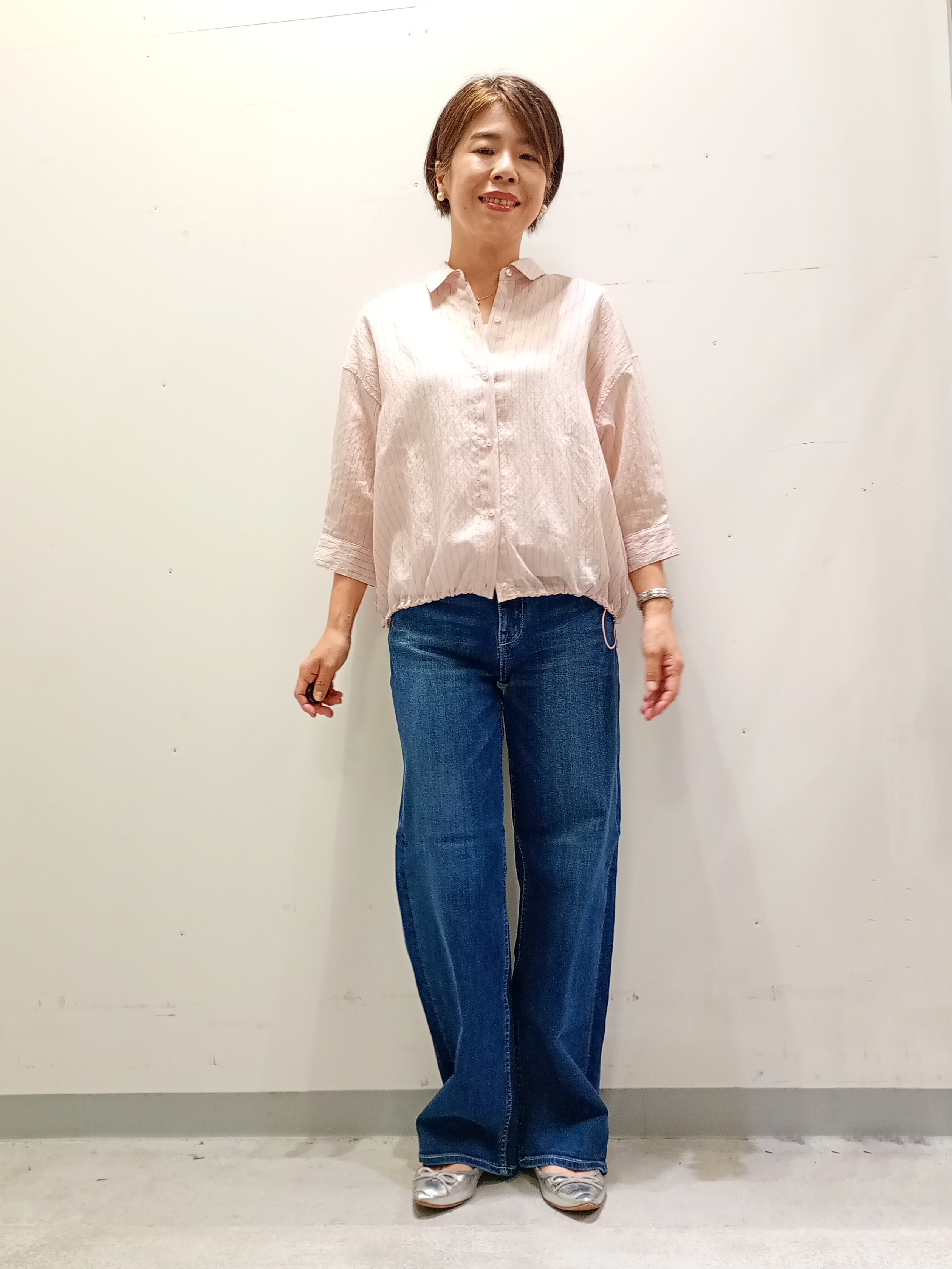 Kさんの「INDIVI｜【シアー／7分袖】体型カバーゆったりシャツ」を使ったコーディネート
