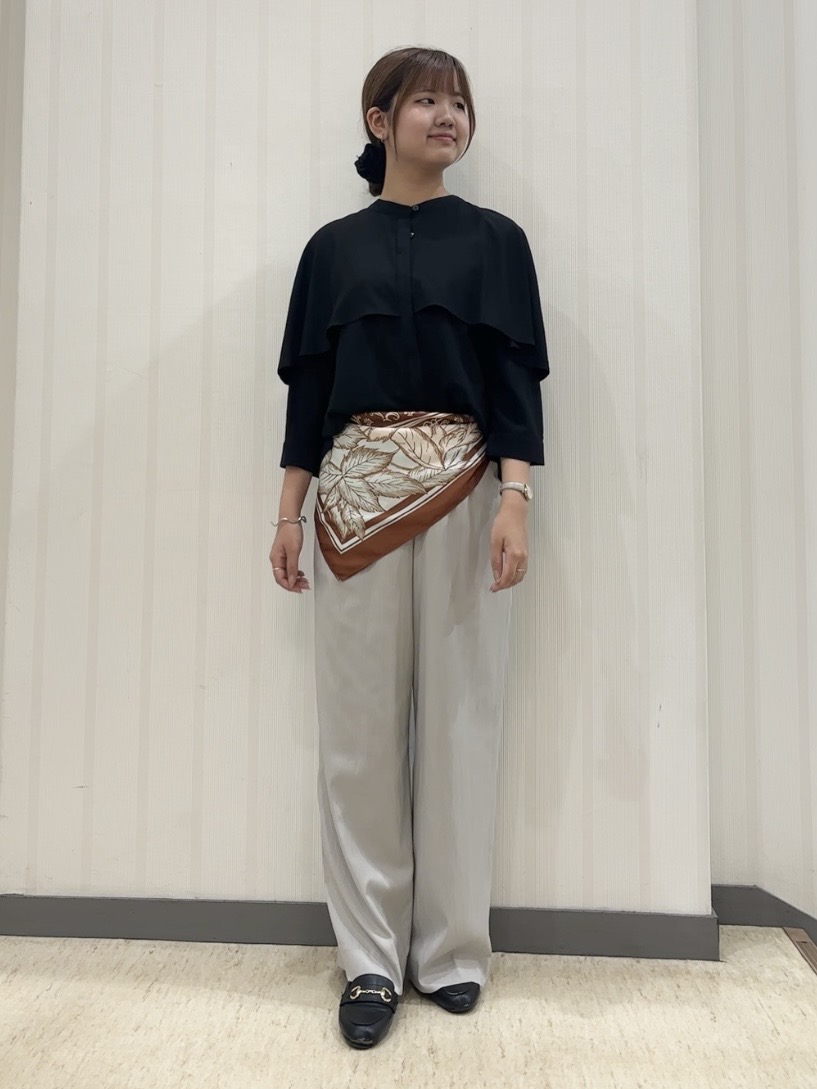 ちひさんの「INDIVI｜【褒められパンツ／洗える／ウエストゴム】ワイドタックパンツ」を使ったコーディネート