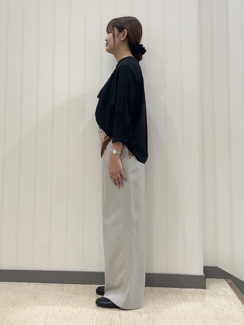 ちひさんの「INDIVI｜【褒められパンツ／洗える／ウエストゴム】ワイドタックパンツ」を使ったコーディネート